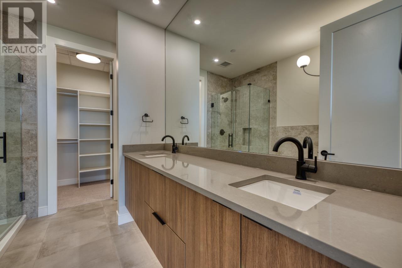 75 Predator Ridge Drive Unit# 202, Vernon, British Columbia  V1H 1G4 - Photo 17 - 10334229