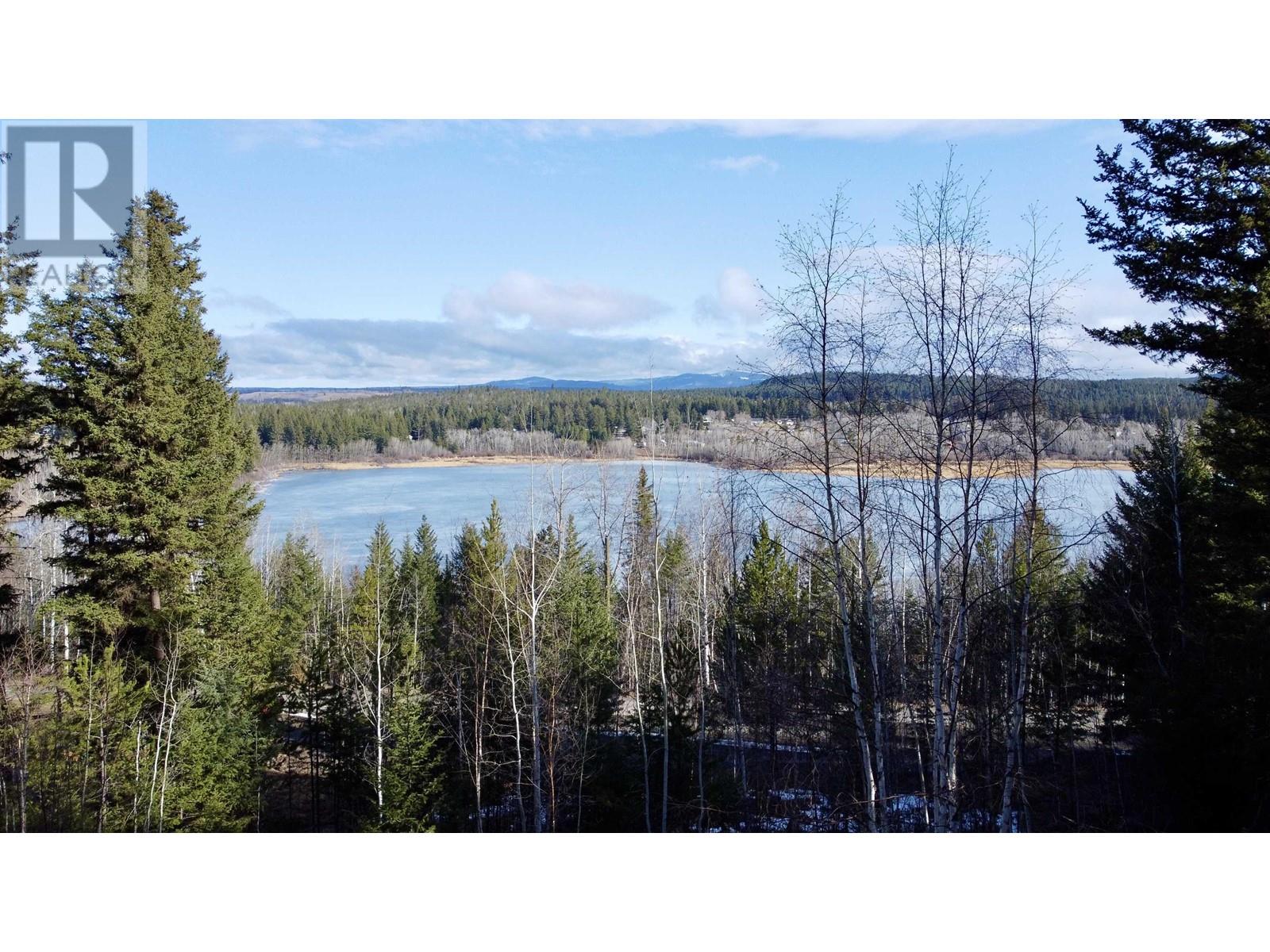 Property at 5257 MACKAY CRESCENT image 3