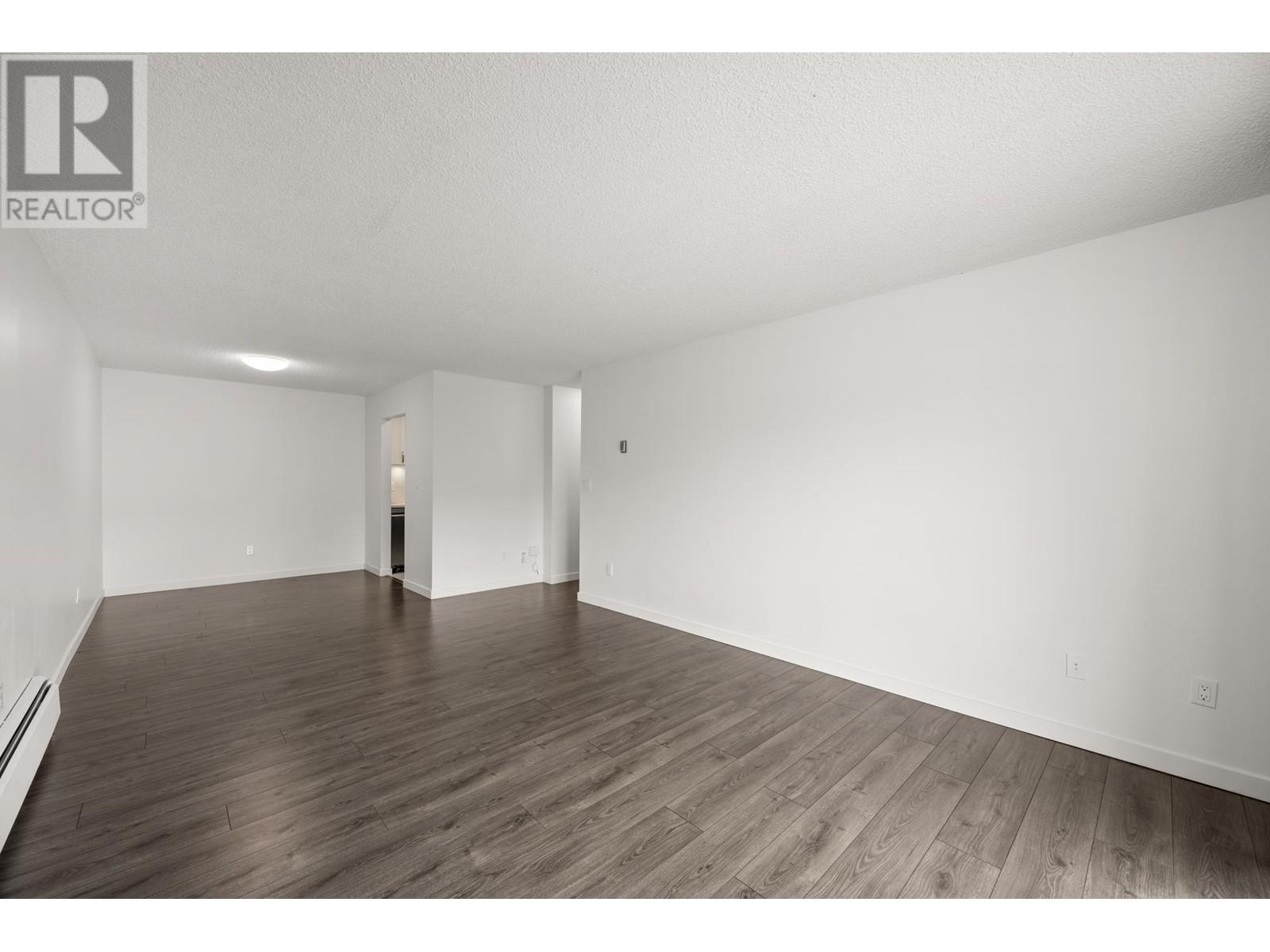 302 8840 No. 1 Road, Richmond, British Columbia  V7C 4C1 - Photo 8 - R2989205