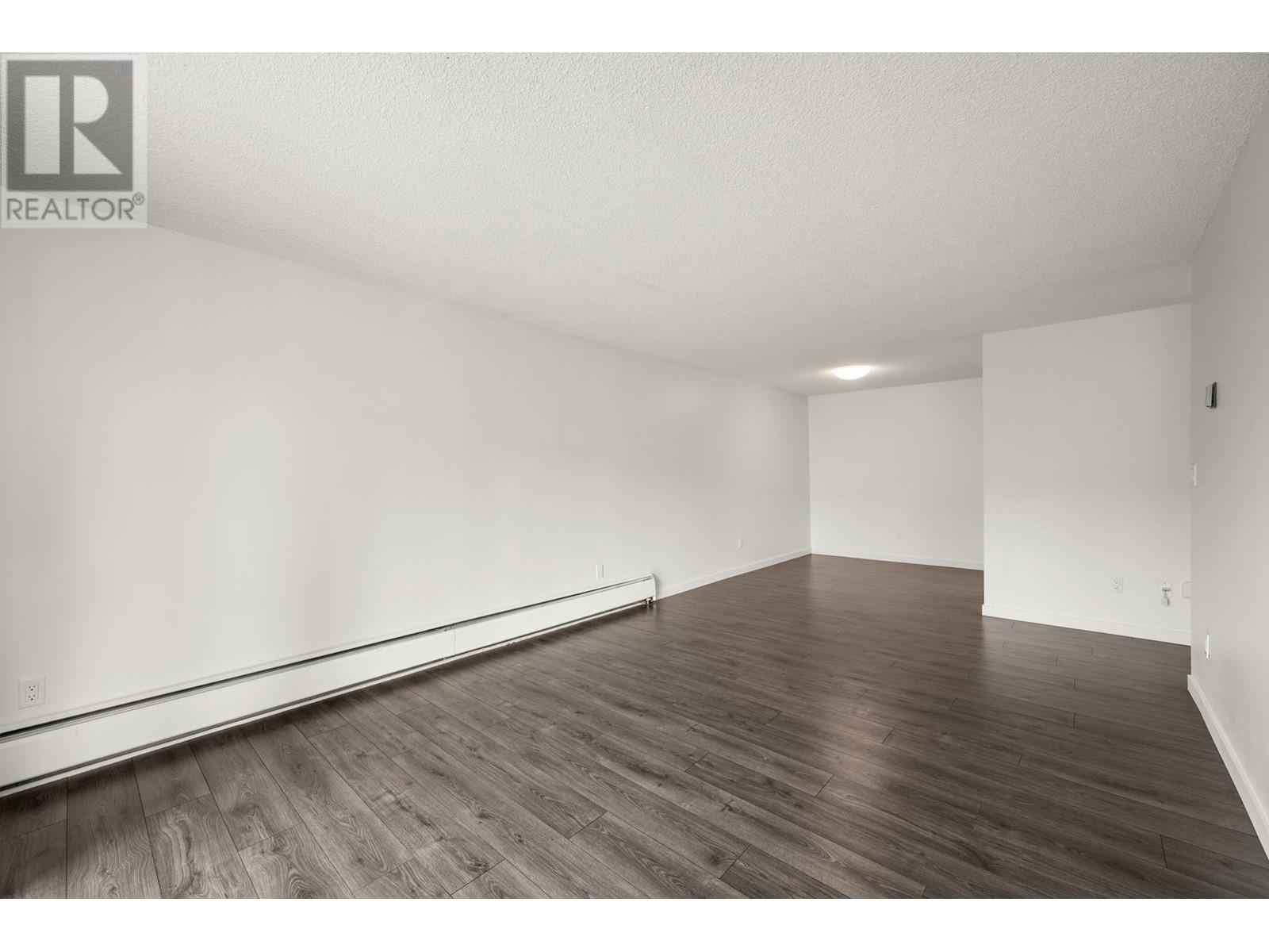 302 8840 No. 1 Road, Richmond, British Columbia  V7C 4C1 - Photo 6 - R2989205