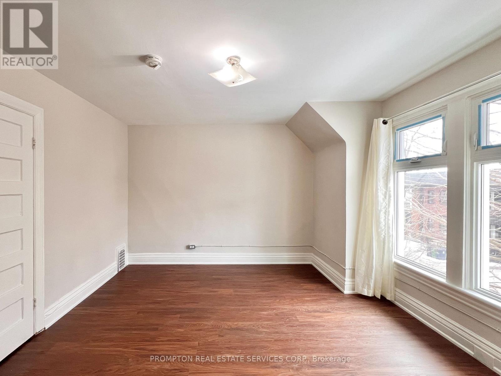 17 Winnifred Avenue, Toronto, Ontario  M4M 2X2 - Photo 27 - E12078156