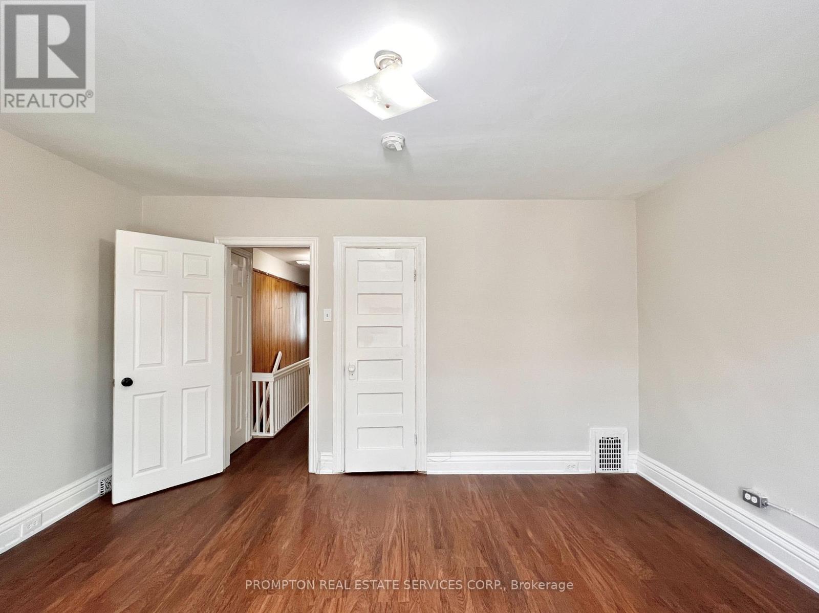 17 Winnifred Avenue, Toronto, Ontario  M4M 2X2 - Photo 29 - E12078156