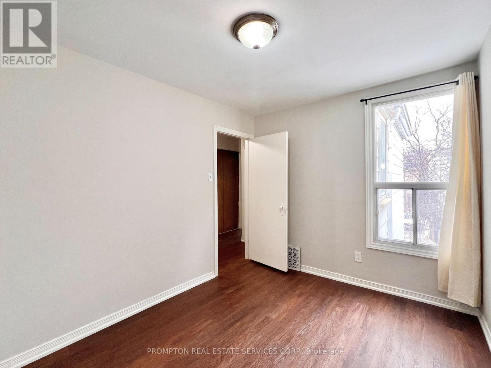 17 Winnifred Avenue, Toronto, Ontario  M4M 2X2 - Photo 34 - E12078156