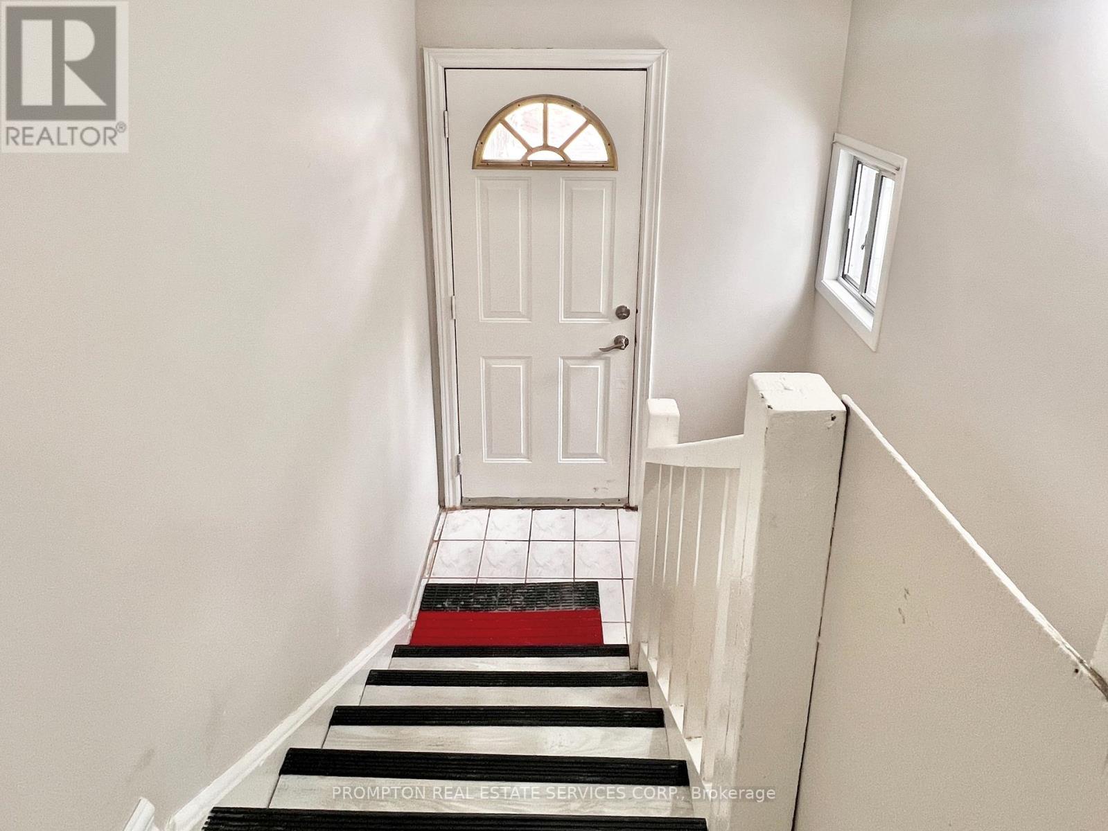17 Winnifred Avenue, Toronto, Ontario  M4M 2X2 - Photo 43 - E12078156