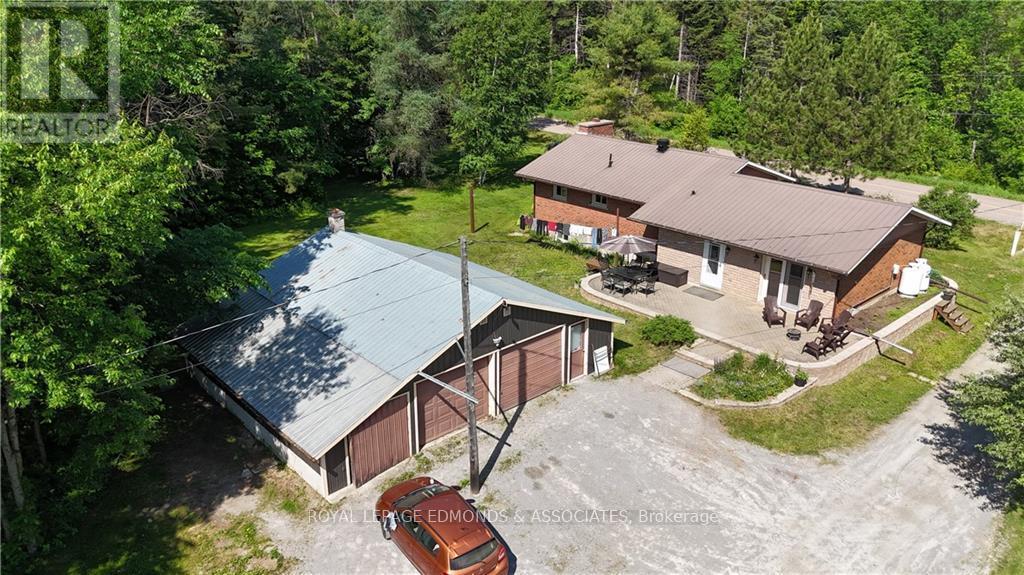 2249 Ross Road, Laurentian Valley, Ontario  K8A 6W4 - Photo 6 - X9518447
