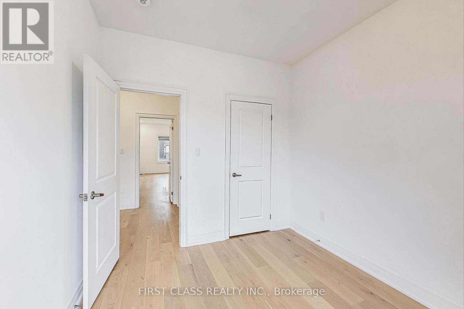 34 Chiara Rose Lane, Richmond Hill, Ontario  L4E 1L4 - Photo 20 - N12078261