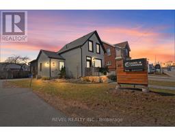 27 VICTORIA STREET, Barrie, Ontario