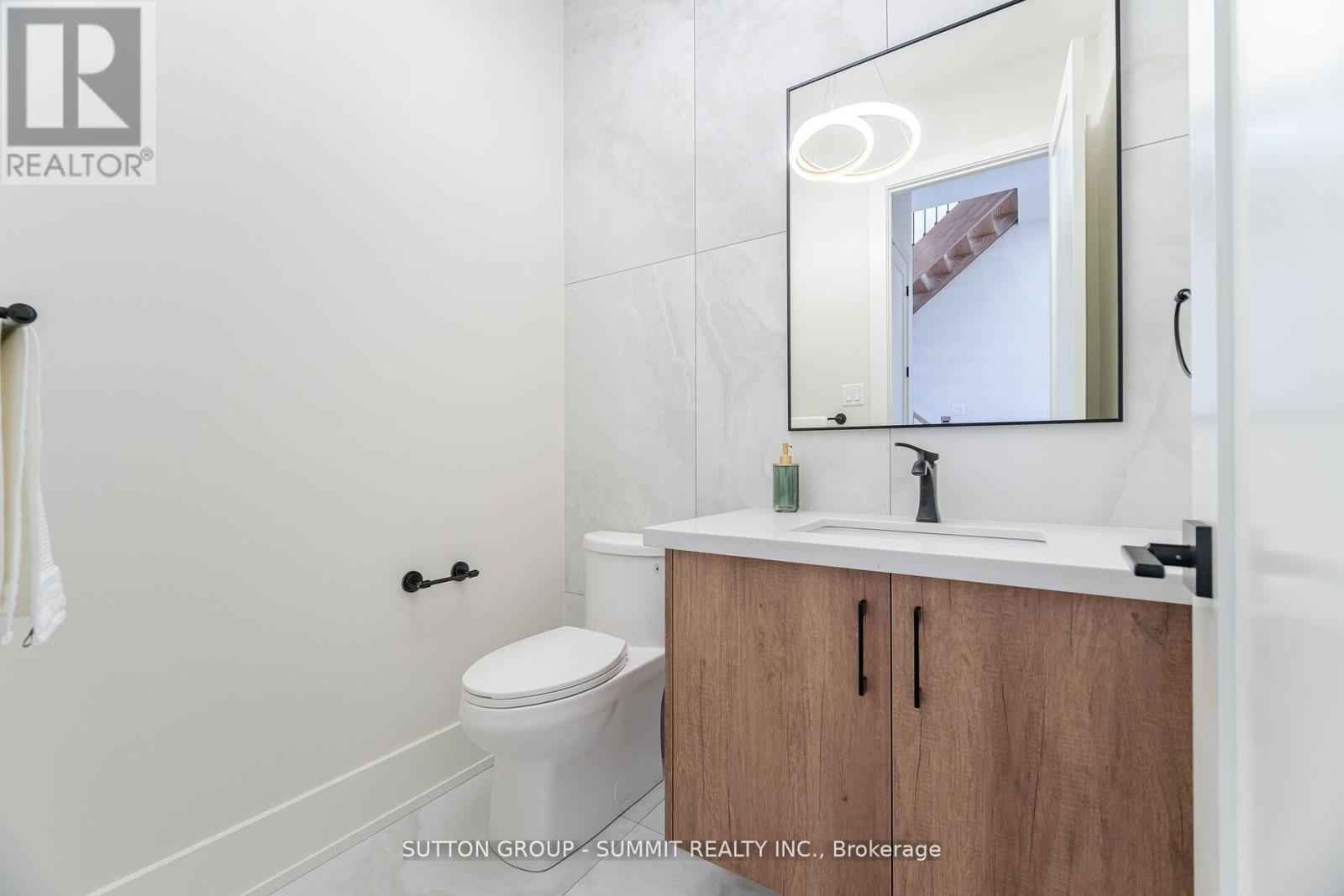 62 Ash Crescent, Toronto (Long Branch), Ontario  M8W 1E6 - Photo 24 - W12078163