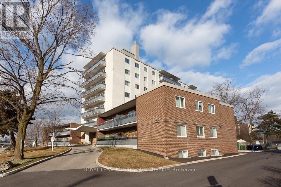 Property at 7 - 785 BROWN'S LINE image 5