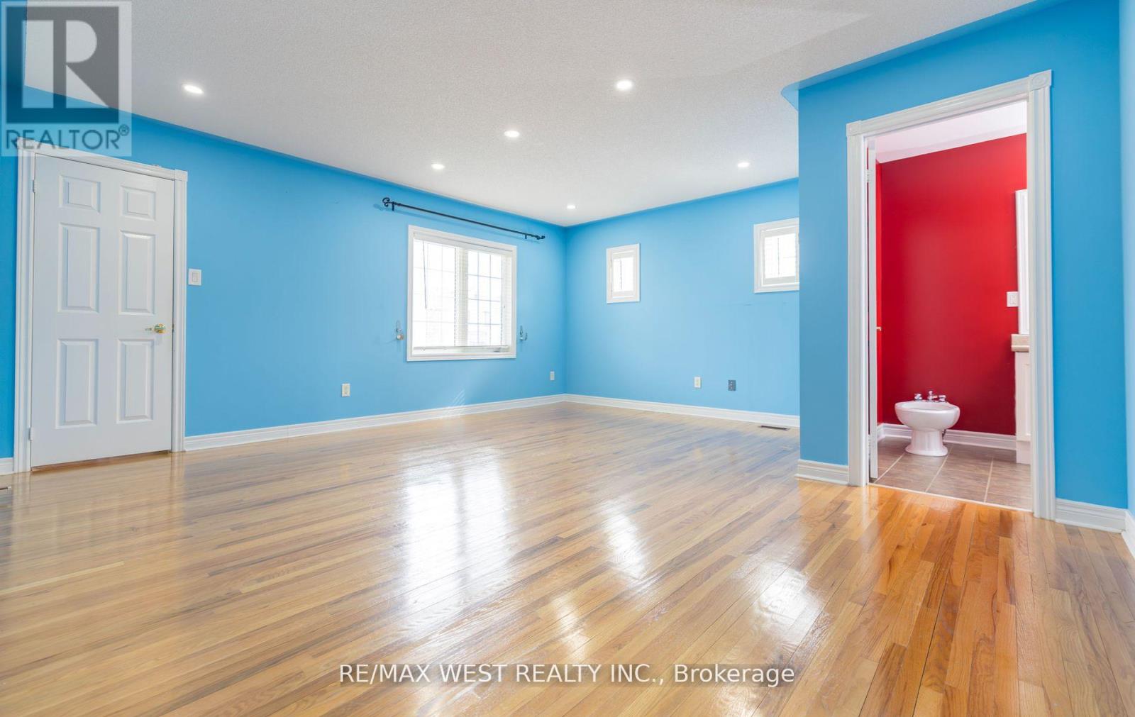 56 Meadow Oak Place, Toronto, Ontario  M9N 3Z6 - Photo 27 - W12078210