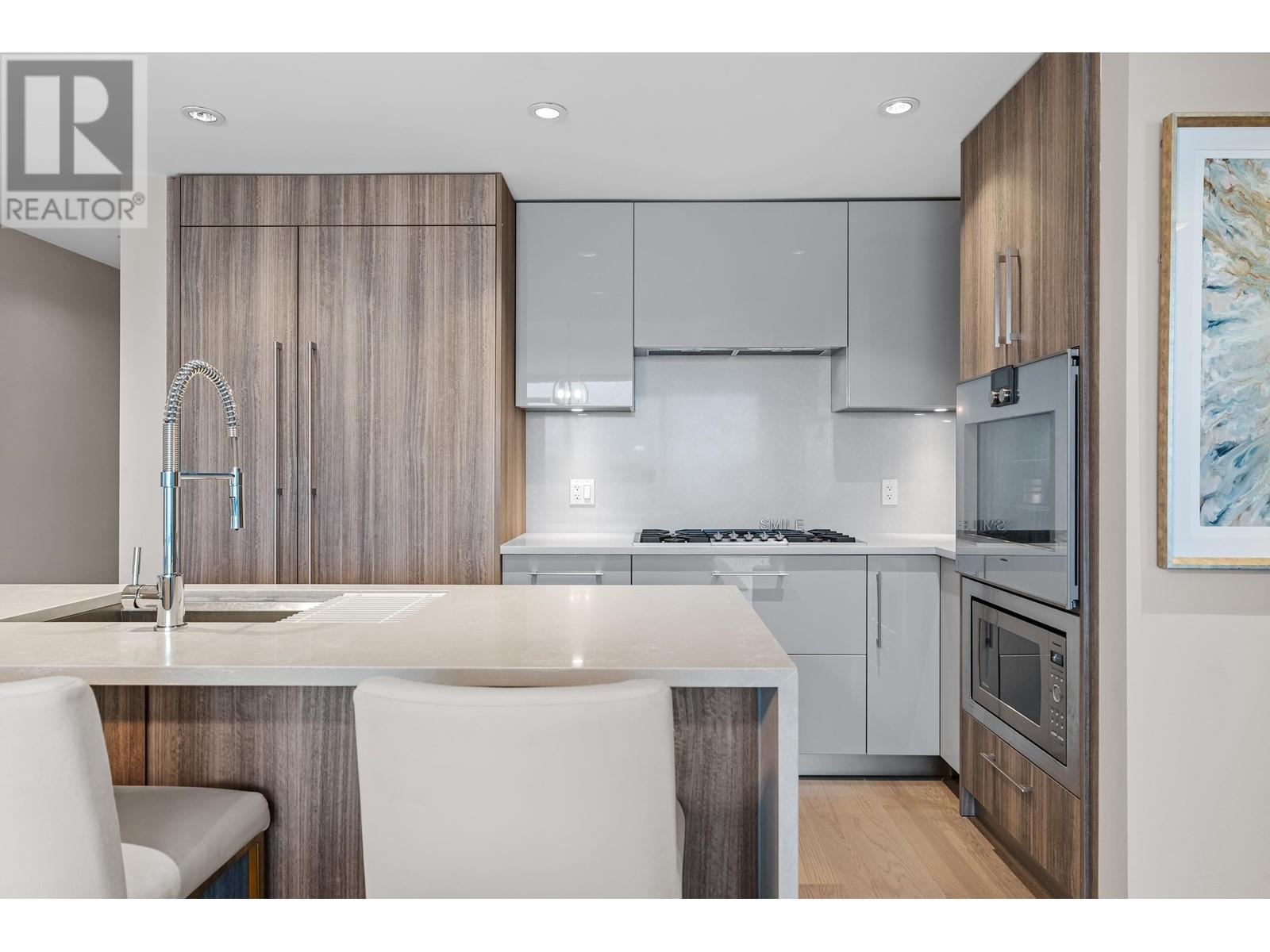 1606 210 Salter Street, New Westminster, British Columbia  V3M 0J9 - Photo 5 - R2989377