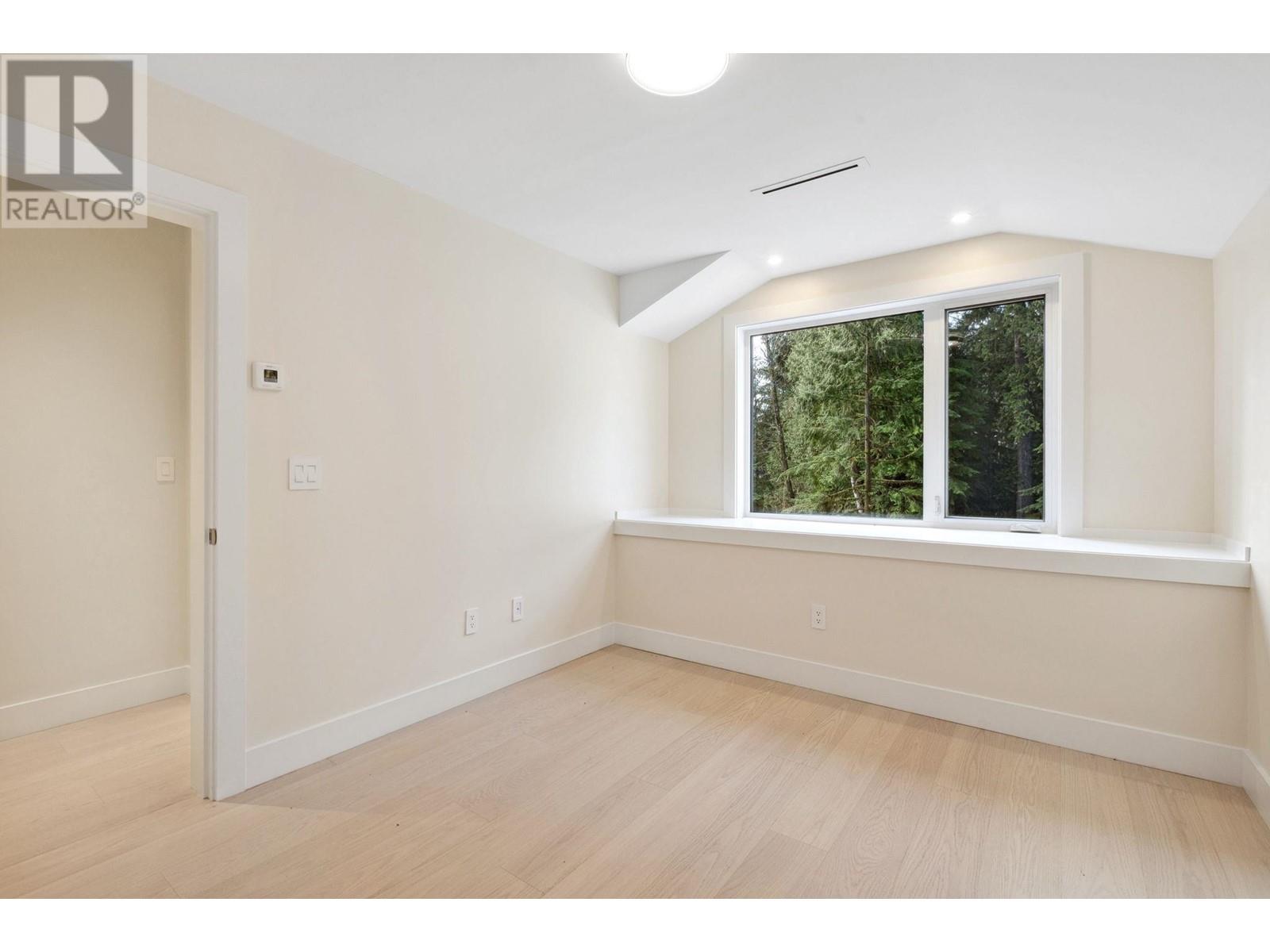 3529 Anne Macdonald Way, North Vancouver, British Columbia  V7G 2S7 - Photo 29 - R2955285