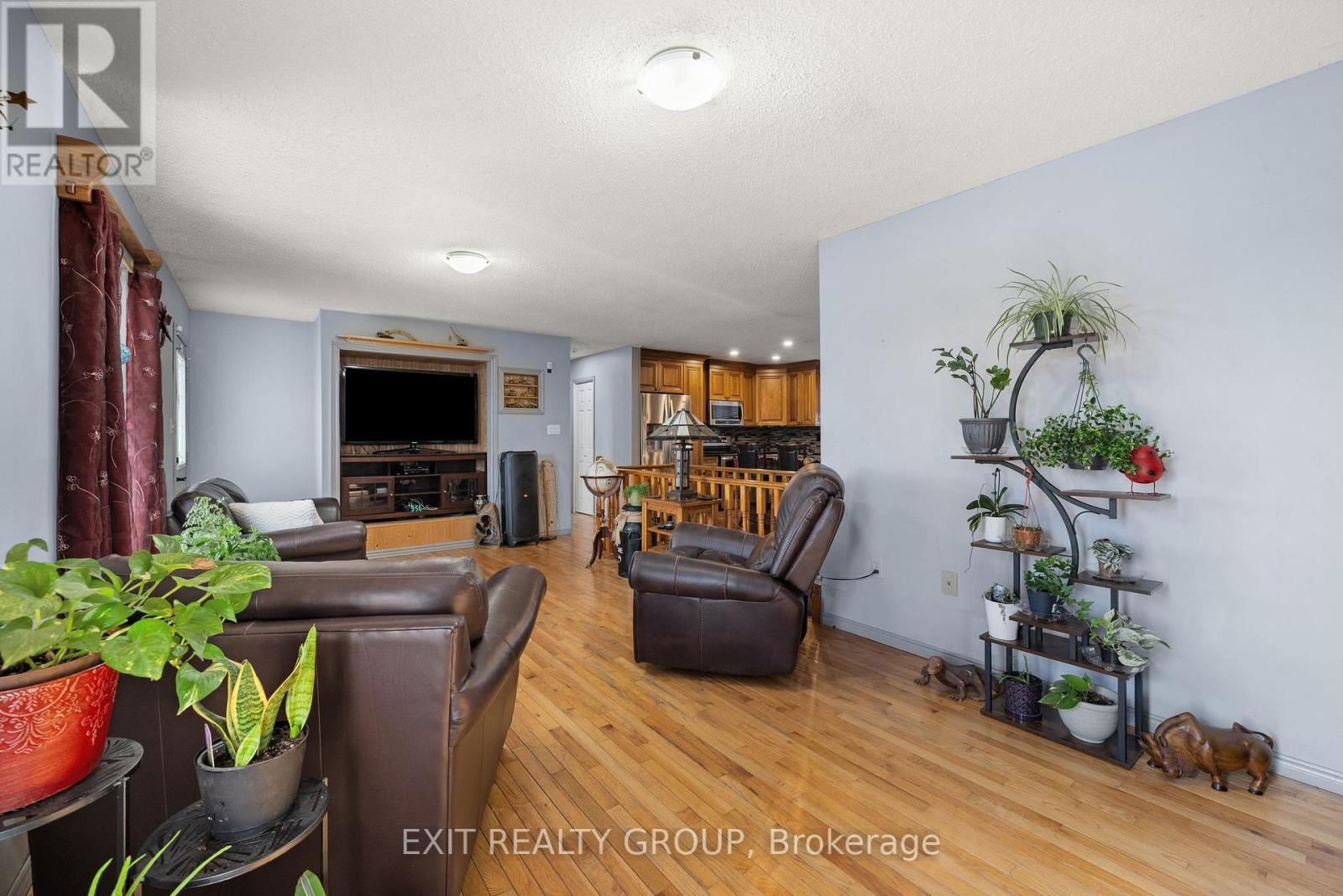 325 County Rd 30, Prince Edward County, Ontario  K0K 1G0 - Photo 9 - X12078283