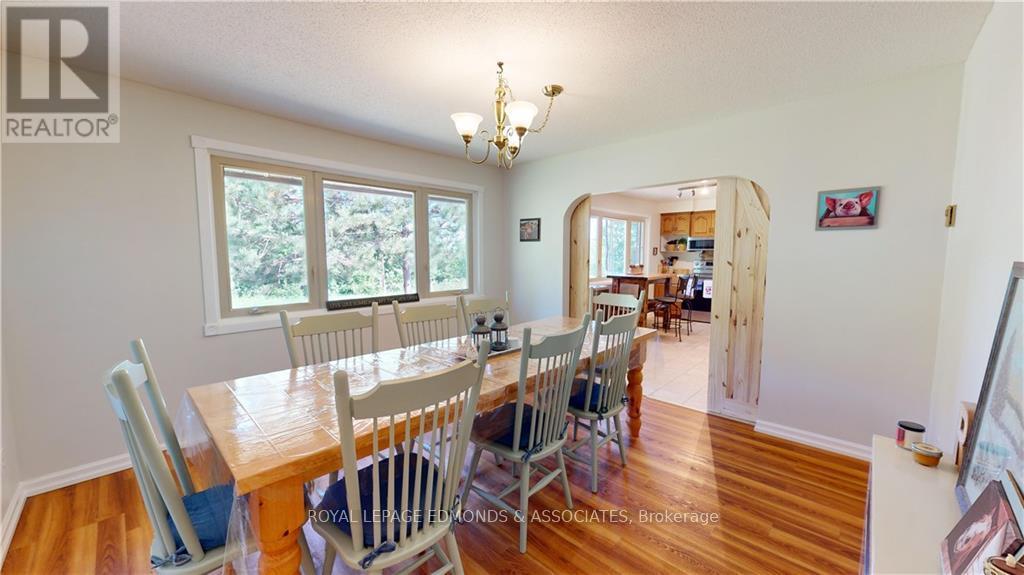 2249 Ross Road, Laurentian Valley, Ontario  K8A 6W4 - Photo 14 - X9518447