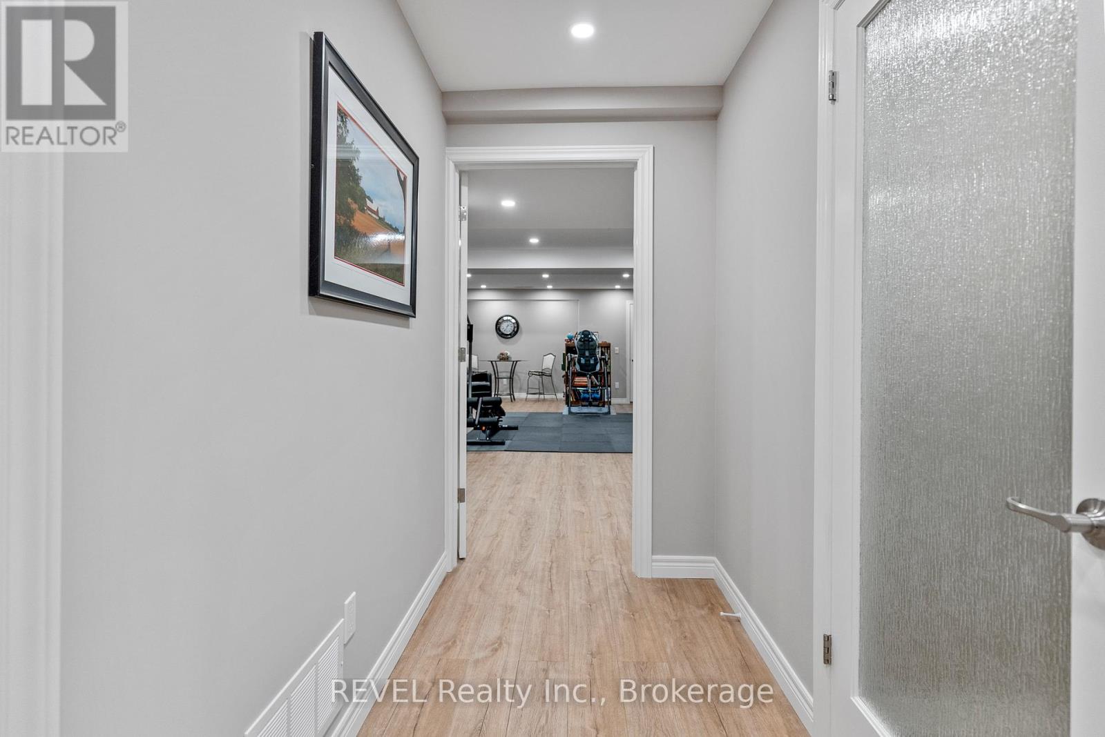 4 Tulip Tree Road, Niagara-On-The-Lake, Ontario  L0S 1J0 - Photo 33 - X12078292