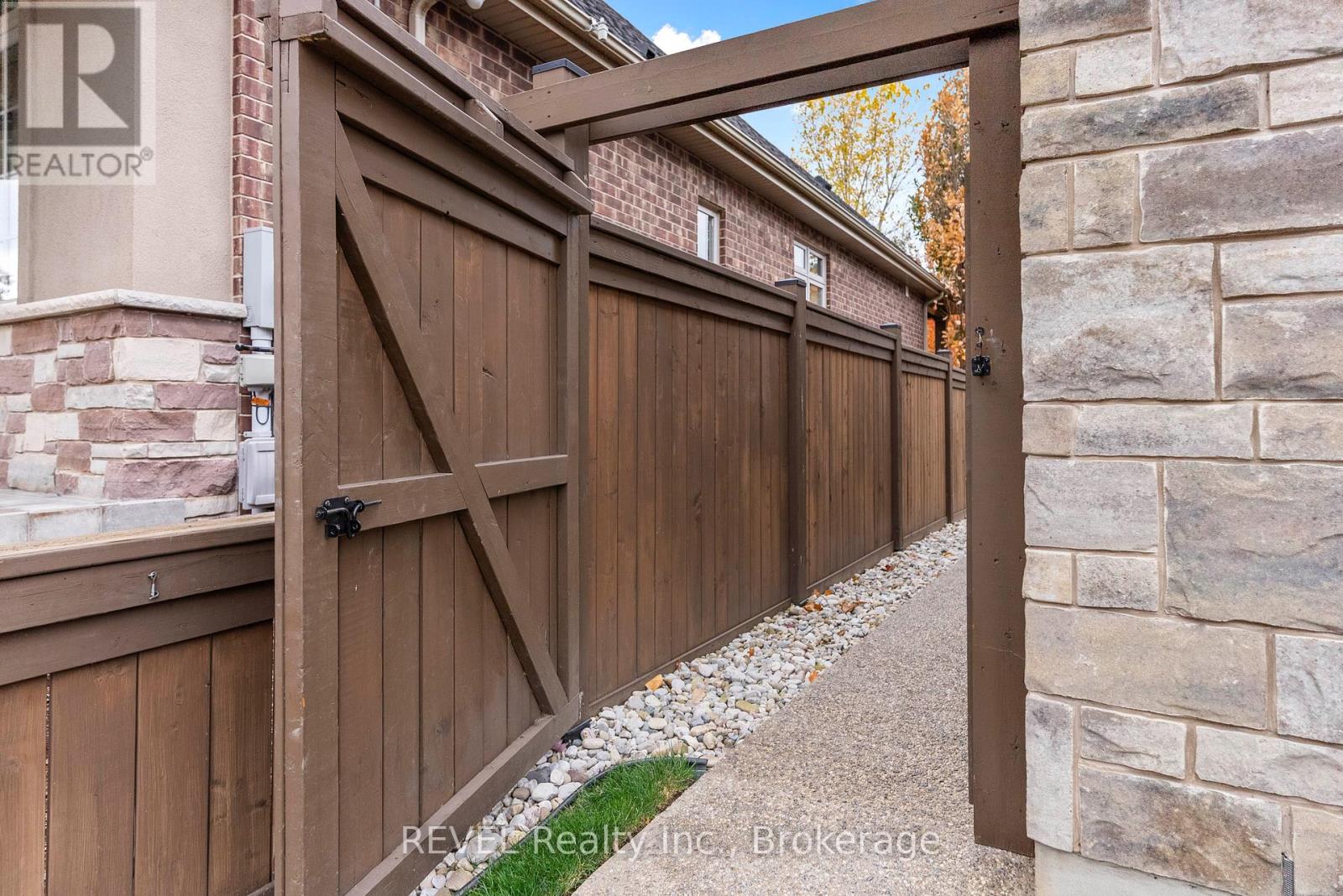 4 Tulip Tree Road, Niagara-On-The-Lake, Ontario  L0S 1J0 - Photo 41 - X12078292