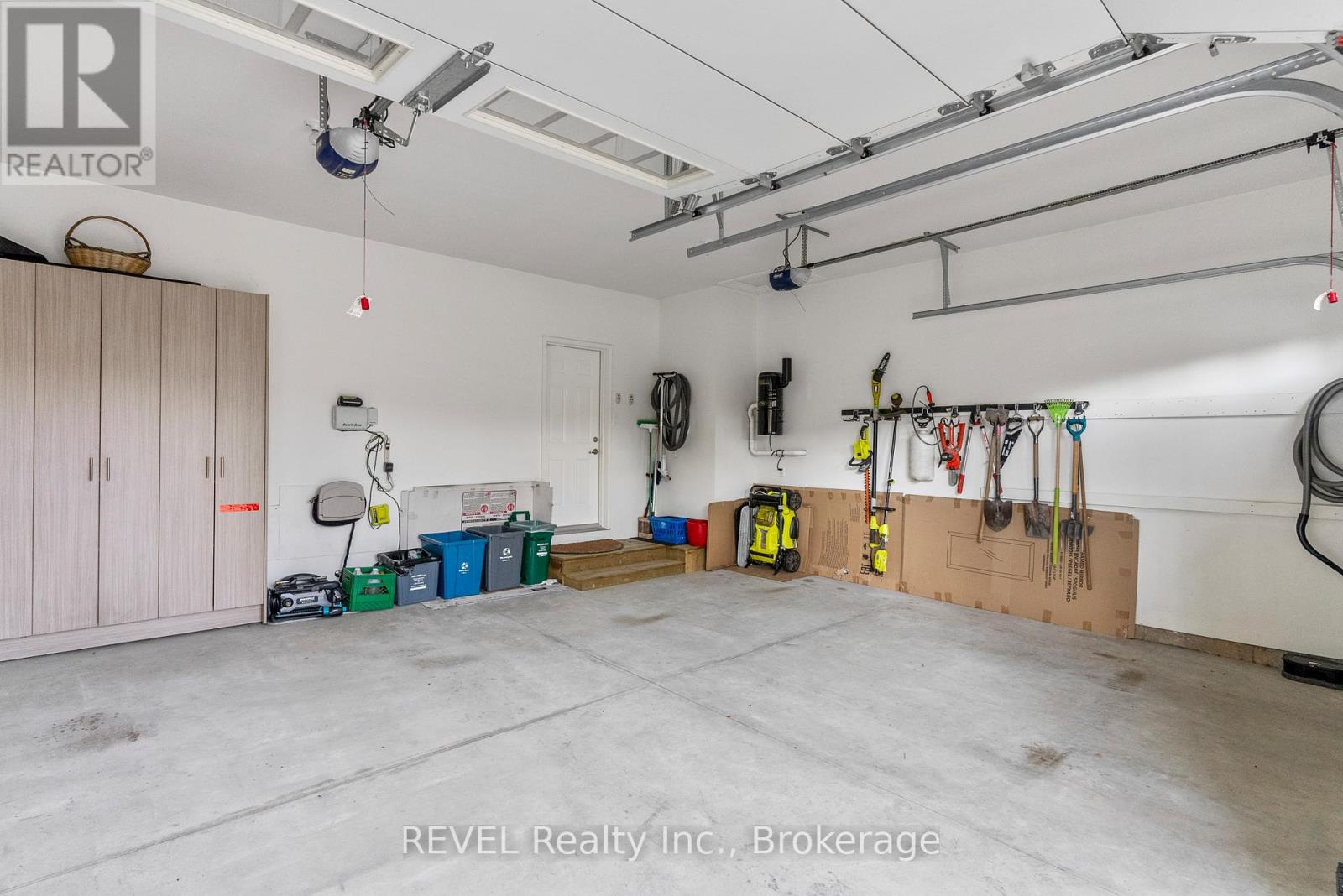 4 Tulip Tree Road, Niagara-On-The-Lake, Ontario  L0S 1J0 - Photo 42 - X12078292