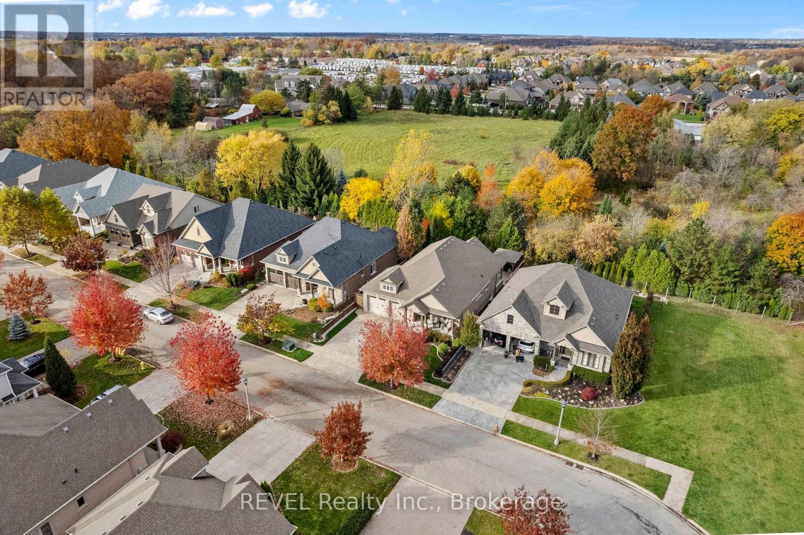 4 Tulip Tree Road, Niagara-On-The-Lake, Ontario  L0S 1J0 - Photo 46 - X12078292