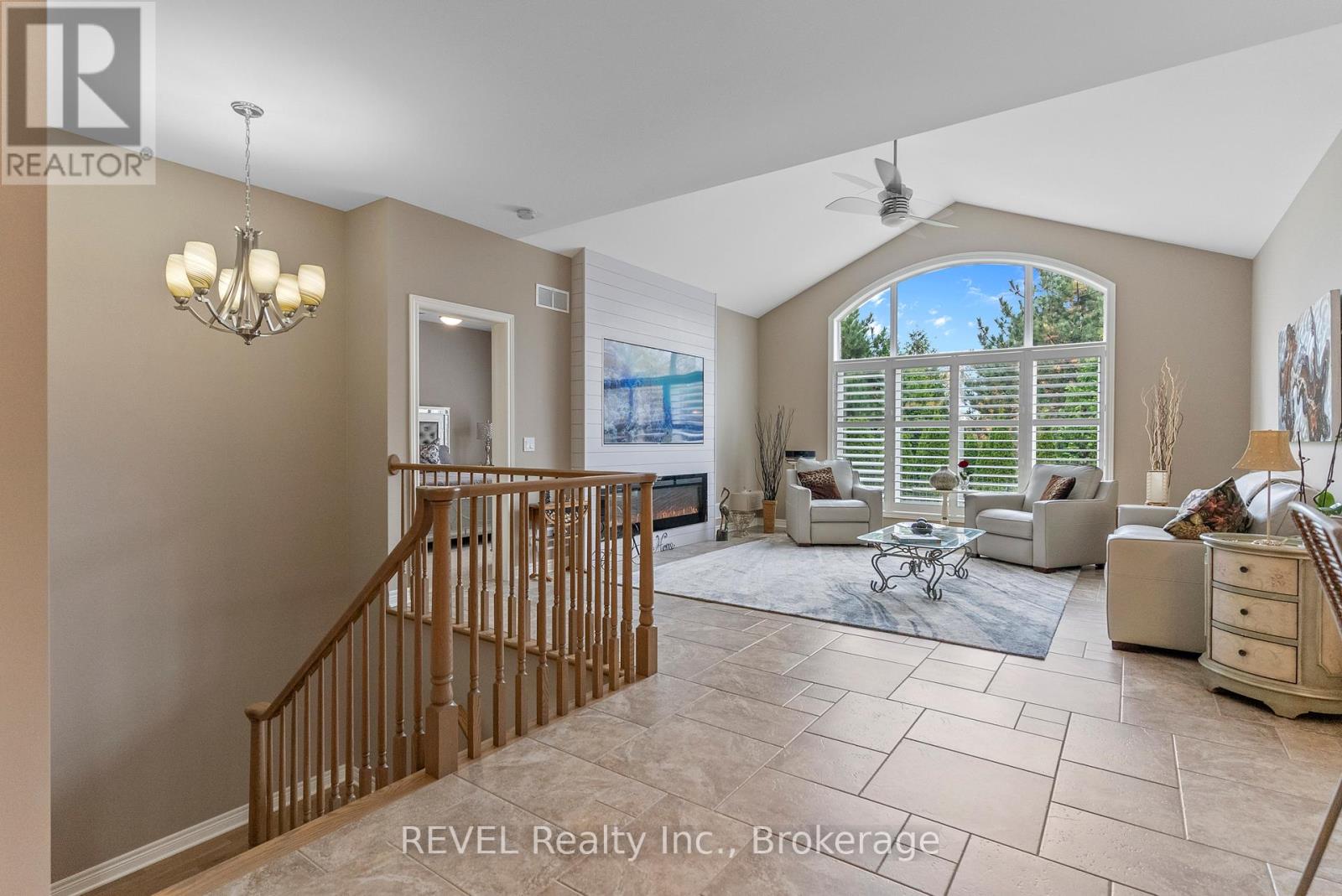 4 Tulip Tree Road, Niagara-On-The-Lake, Ontario  L0S 1J0 - Photo 8 - X12078292