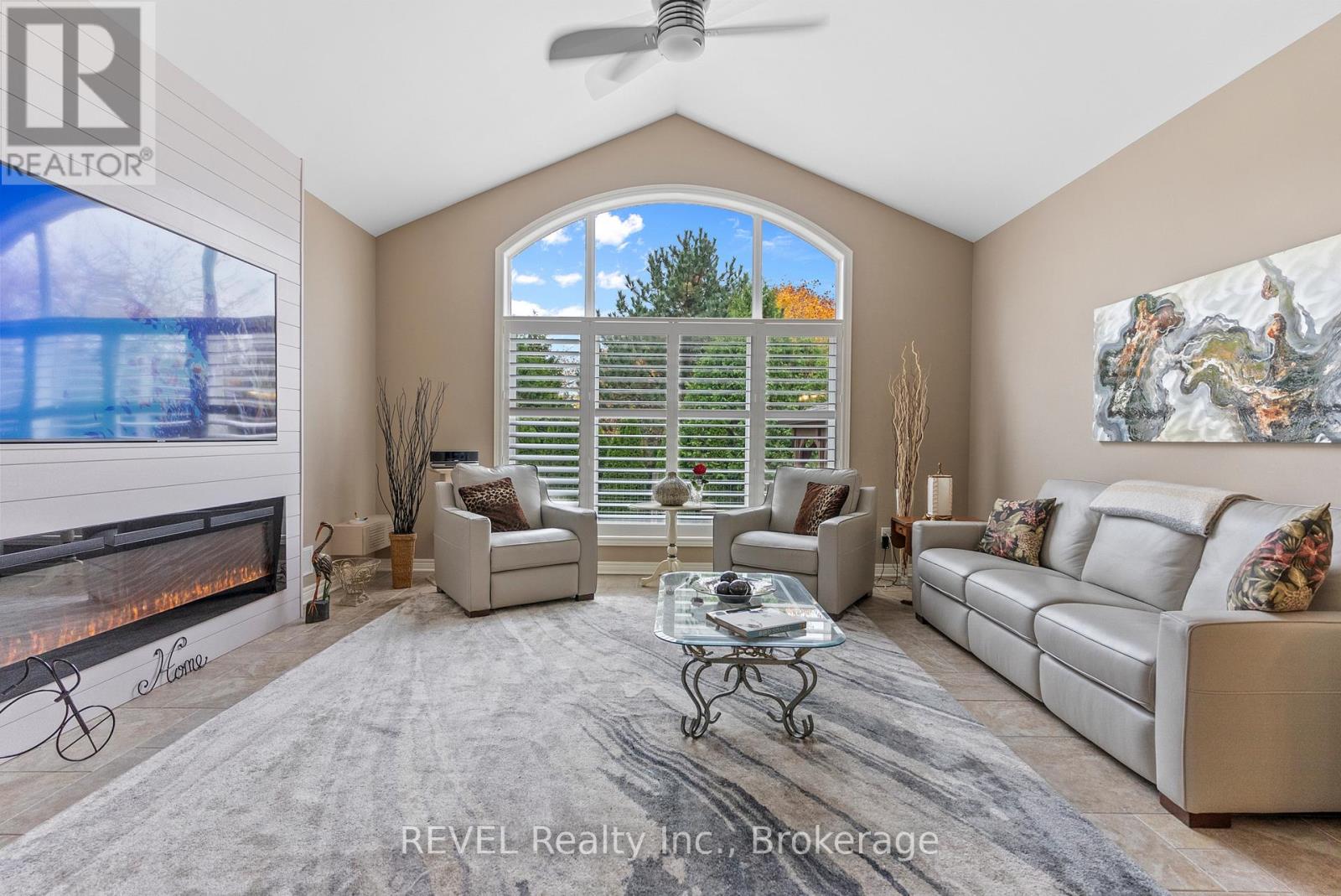 4 Tulip Tree Road, Niagara-On-The-Lake, Ontario  L0S 1J0 - Photo 9 - X12078292