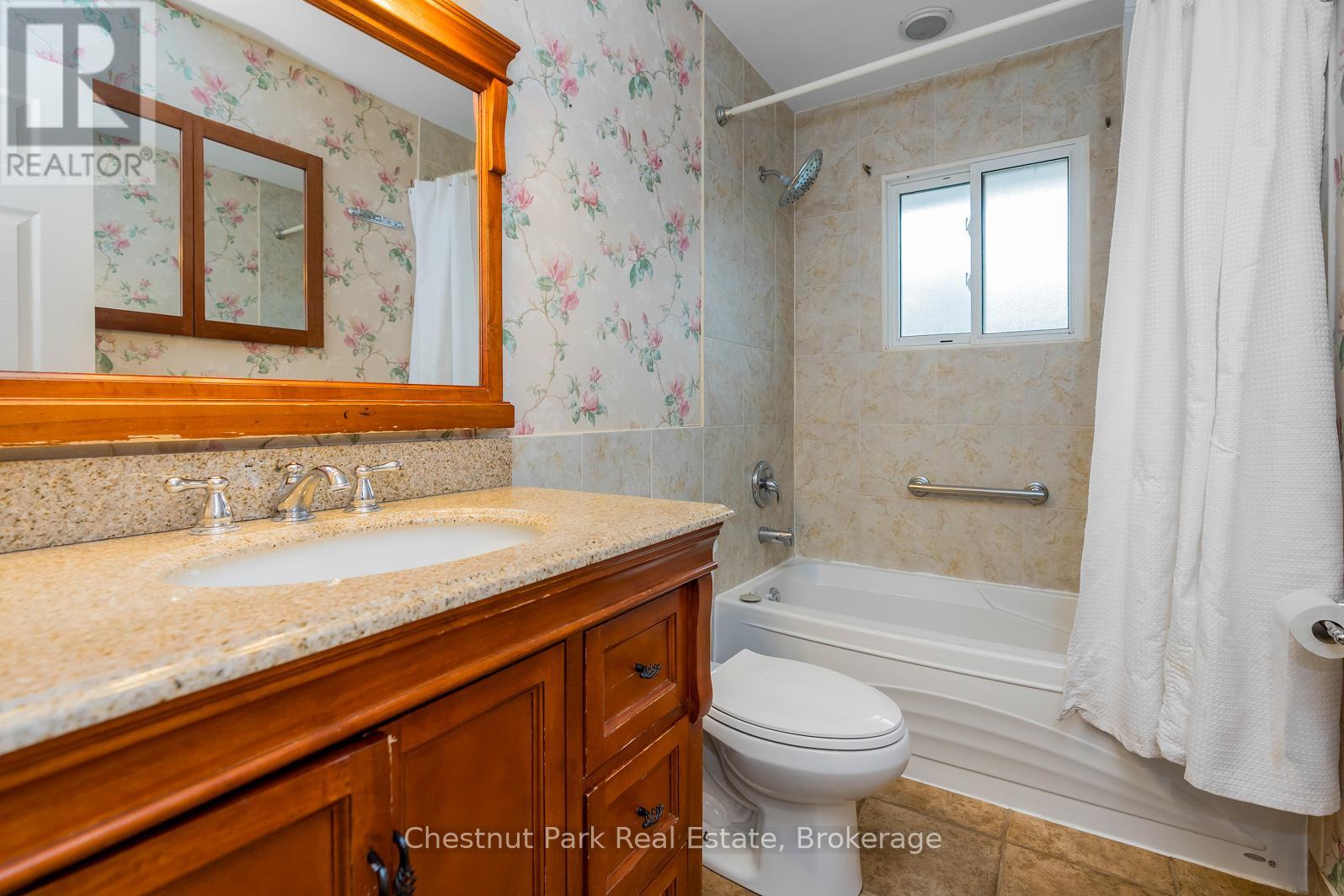 9 Sproule Avenue, Collingwood, Ontario  L9Y 4K8 - Photo 11 - S12078307