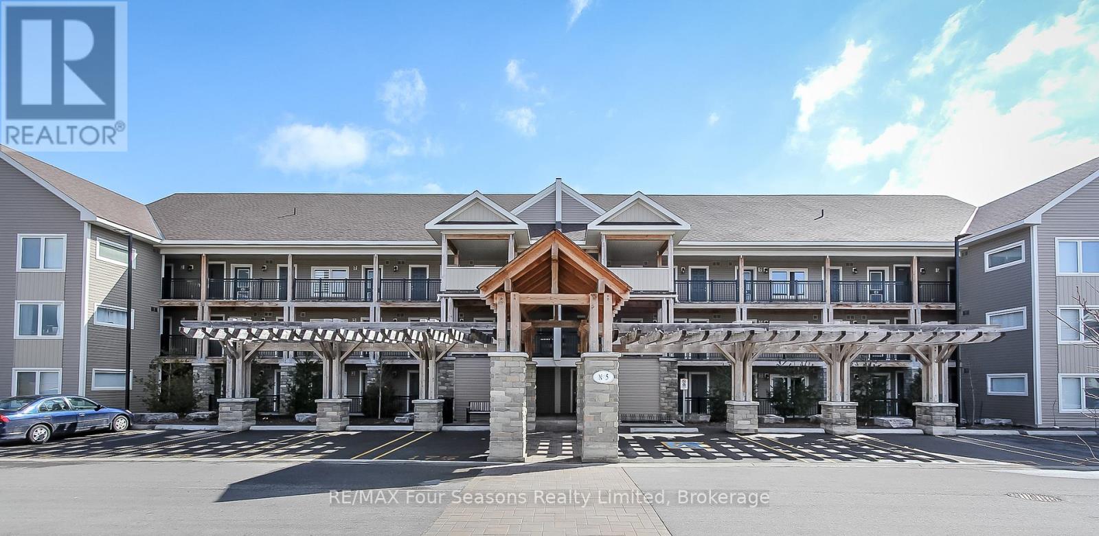 207 - 5 Anchorage Crescent, Collingwood, Ontario  L9Y 0Y6 - Photo 3 - S12078351