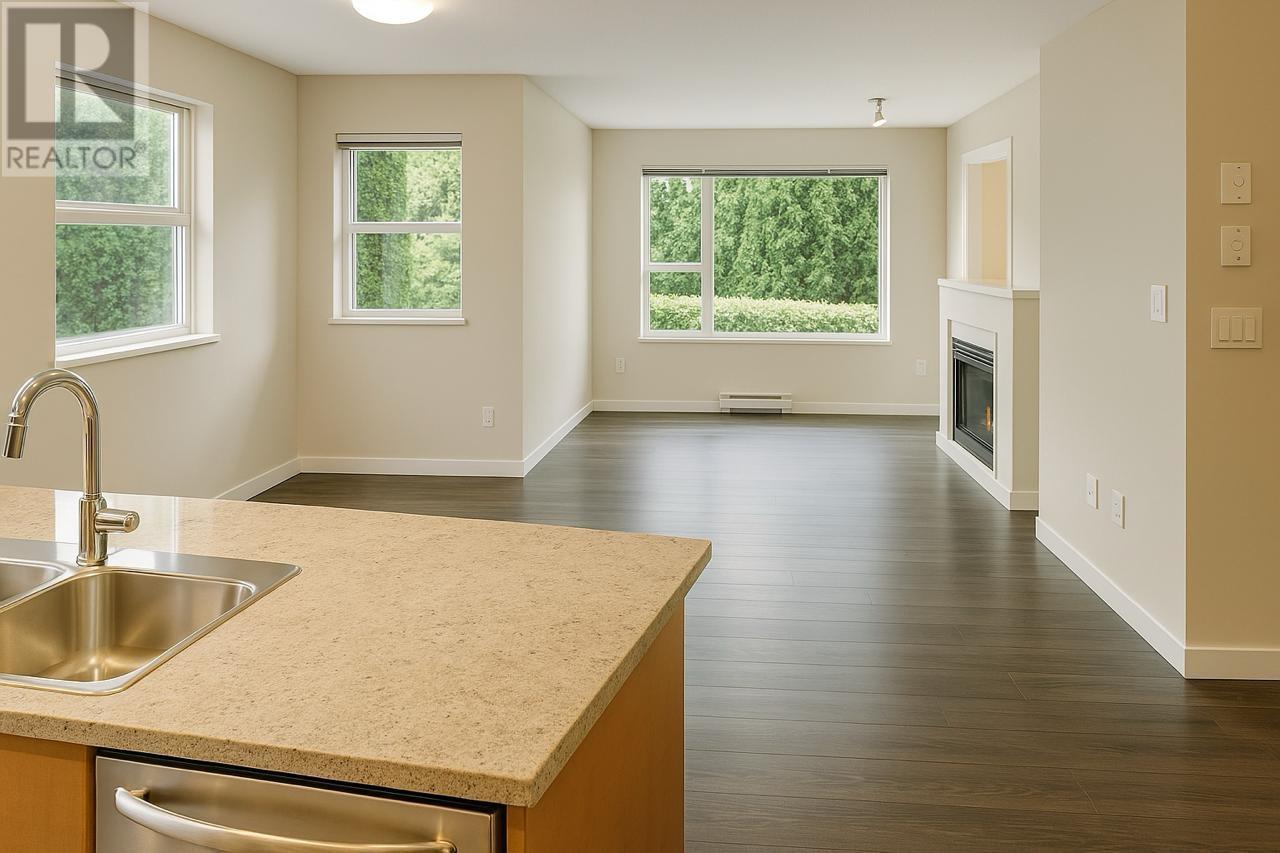 114 4728 DAWSON STREET, burnaby, British Columbia