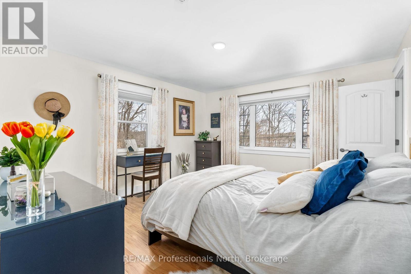 7 Mirror Lake Drive, Muskoka Lakes, Ontario  P0B 1J0 - Photo 18 - X12078287