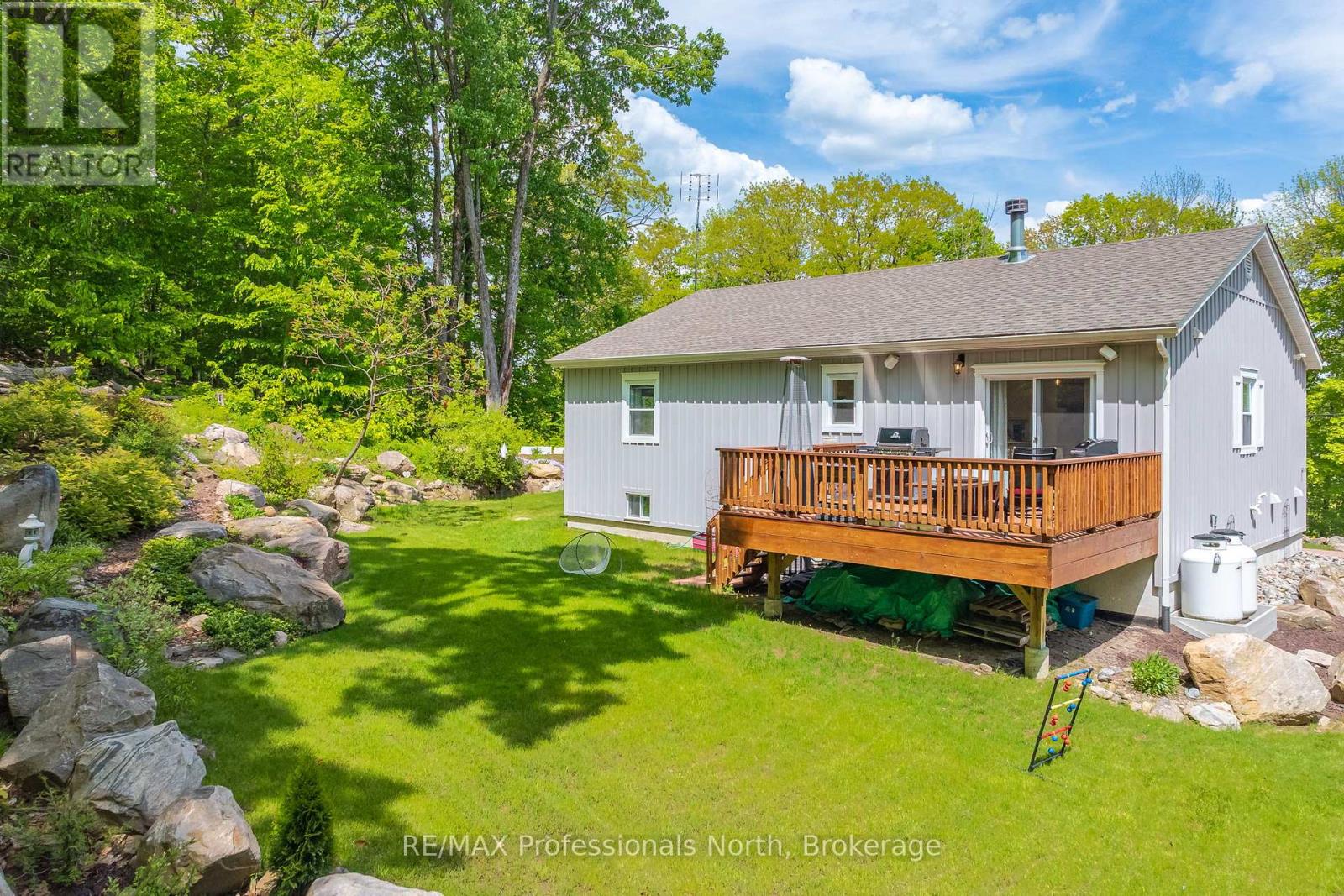 7 Mirror Lake Drive, Muskoka Lakes, Ontario  P0B 1J0 - Photo 34 - X12078287