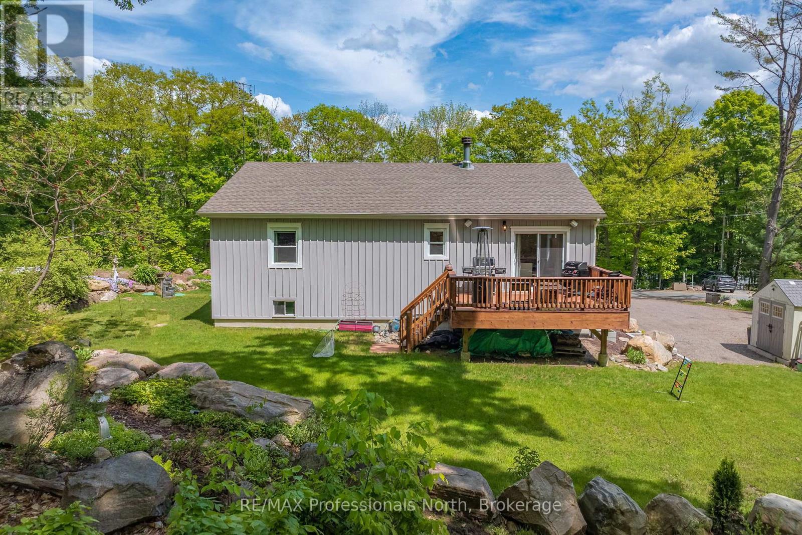 7 Mirror Lake Drive, Muskoka Lakes, Ontario  P0B 1J0 - Photo 39 - X12078287
