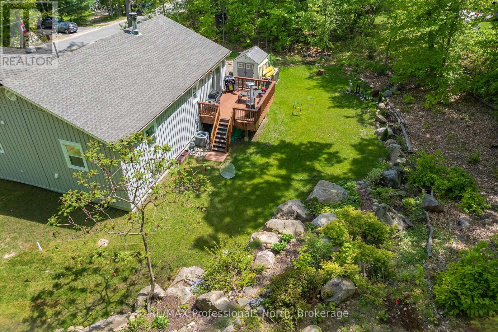 7 Mirror Lake Drive, Muskoka Lakes, Ontario  P0B 1J0 - Photo 40 - X12078287