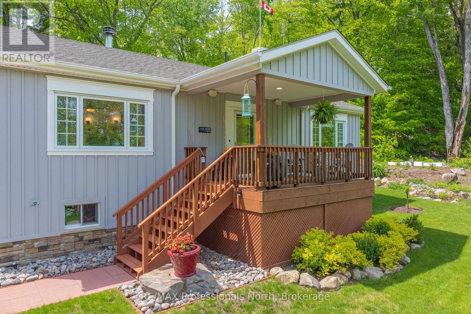 7 Mirror Lake Drive, Muskoka Lakes, Ontario  P0B 1J0 - Photo 7 - X12078287