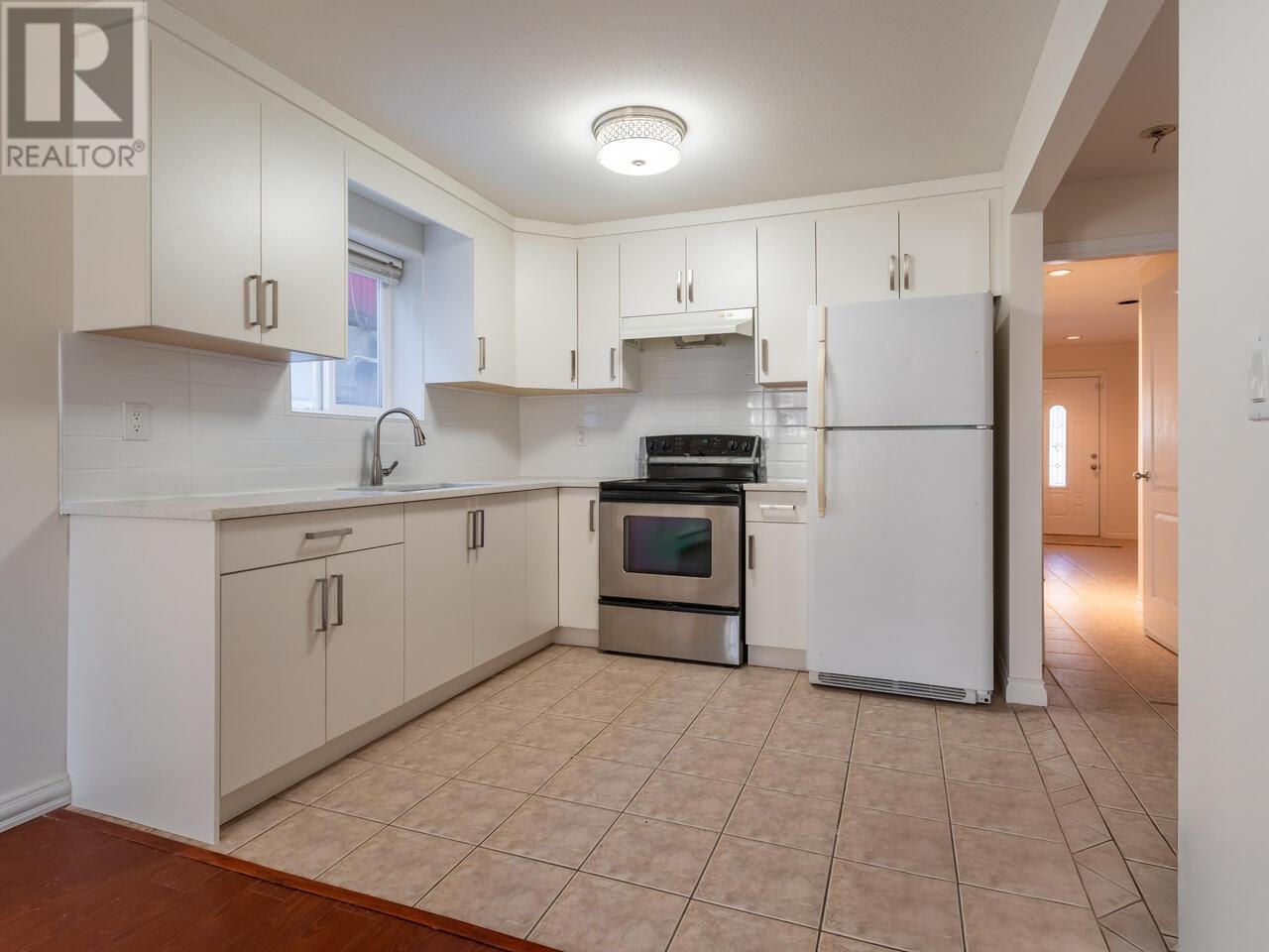 322 Millview Street, Coquitlam, British Columbia  V3K 4W9 - Photo 16 - R2989356