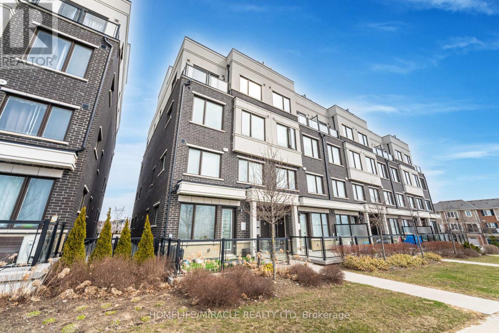 Property at 424 - 1711 PURE SPRINGS BOULEVARD image 2
