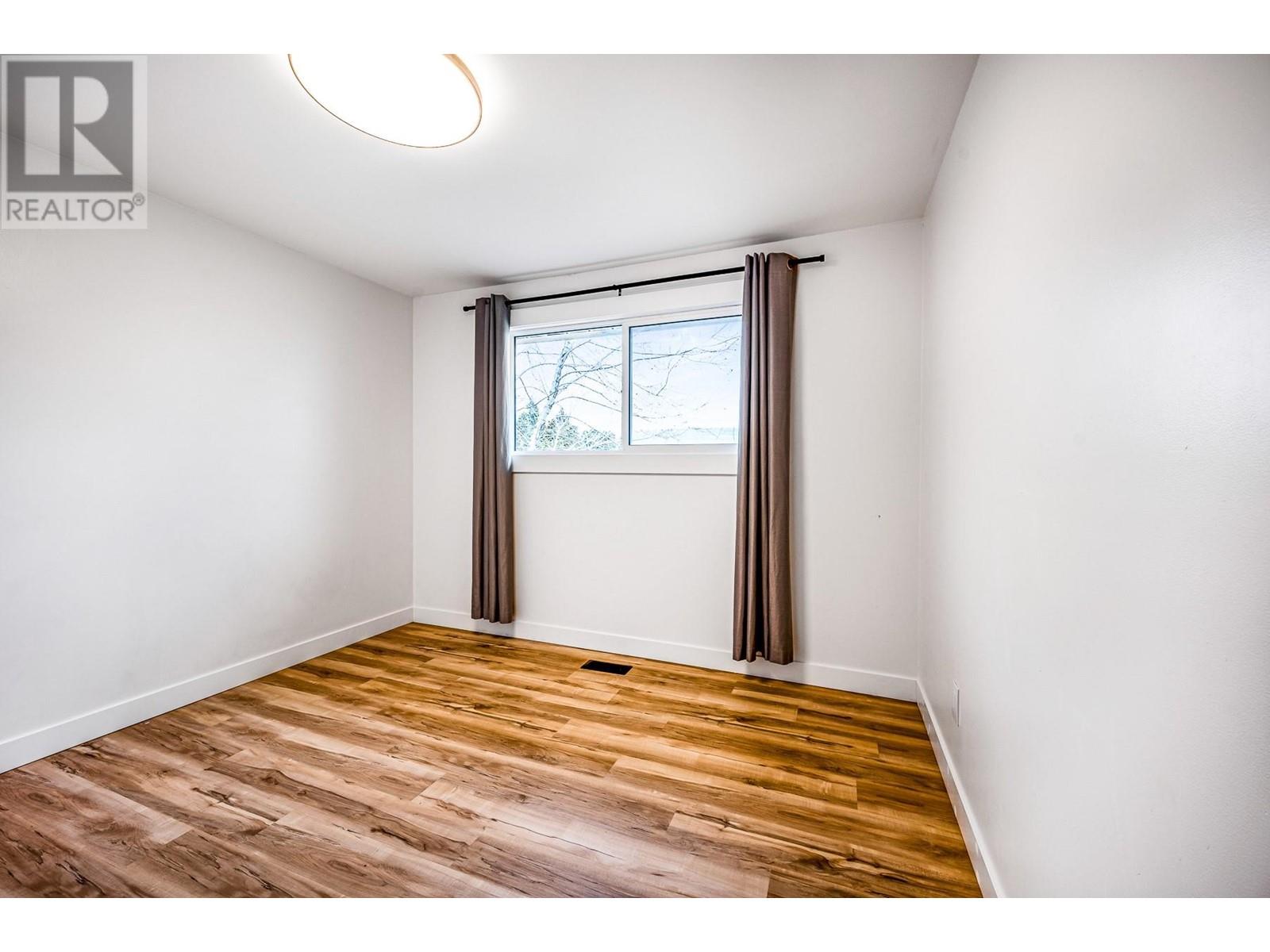 Property at 10010 Kel Win Road image 2