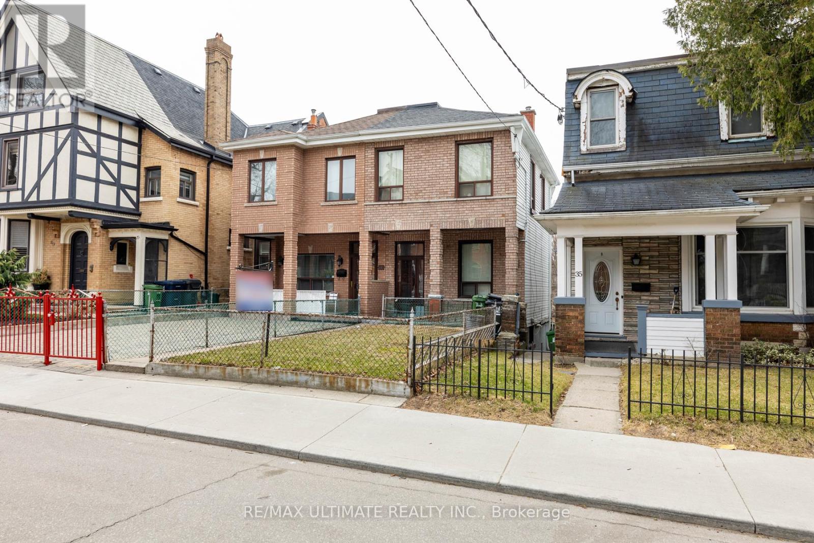 33 SHANNON STREET, Toronto, Ontario