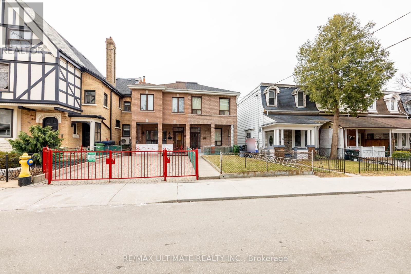 Property at 33 SHANNON STREET image 3