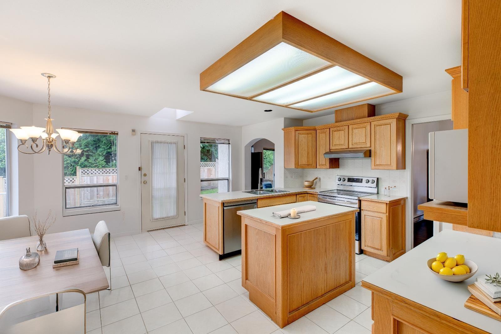 16660 Cherryhill Crescent, Surrey, British Columbia  V4N 1W2 - Photo 8 - R2987301