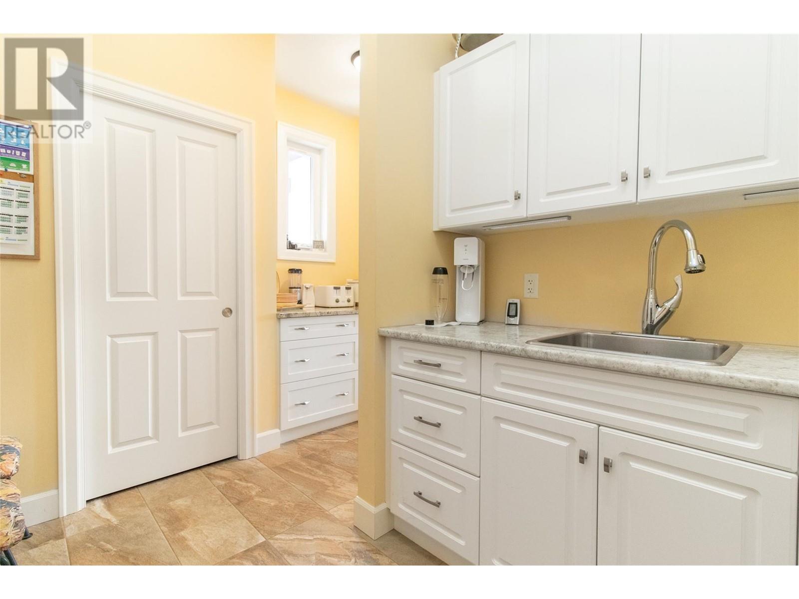 1604 Kimberlite Drive, Lake Country, British Columbia  V4V 2T4 - Photo 29 - 10343018