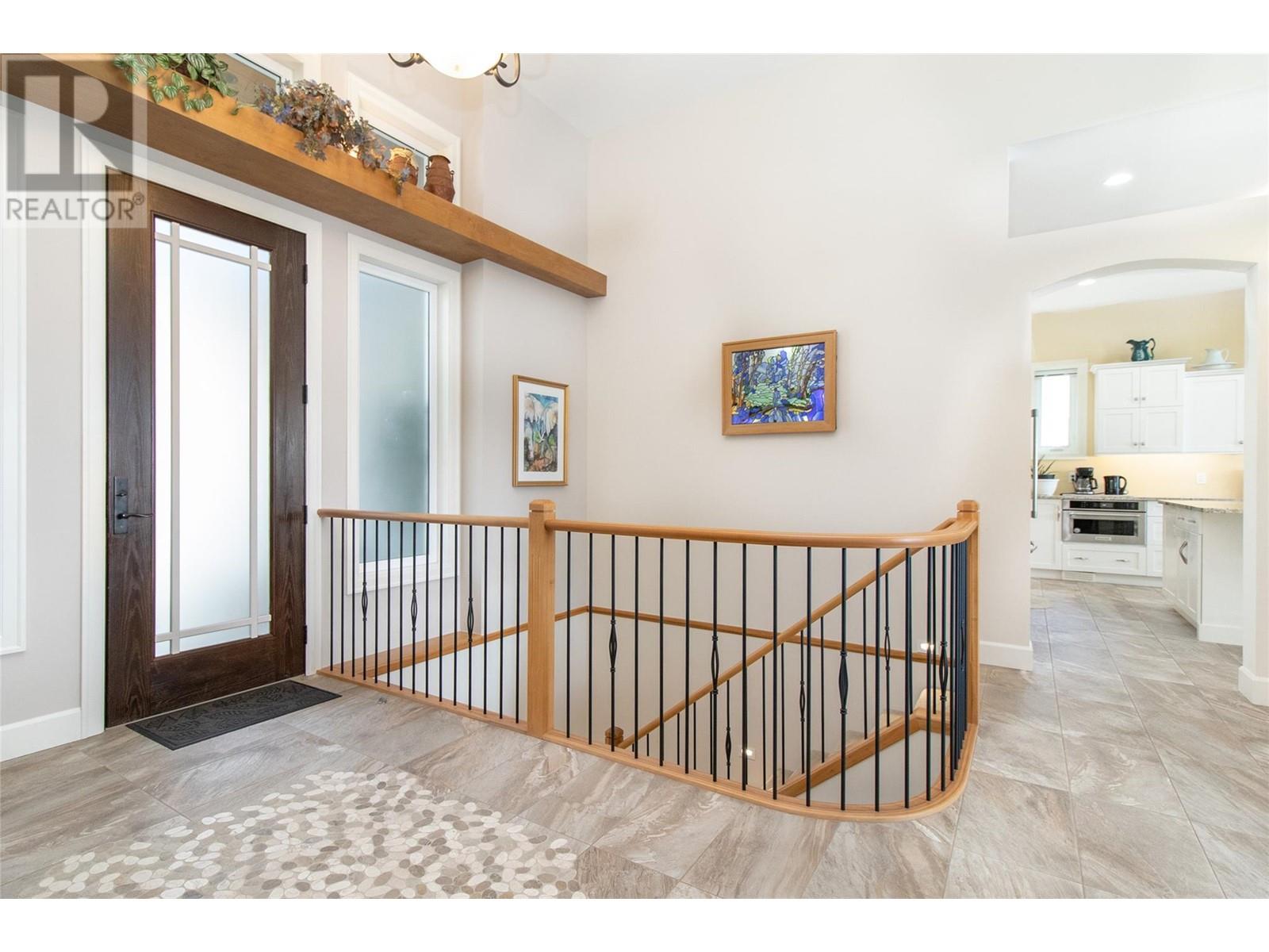 1604 Kimberlite Drive, Lake Country, British Columbia  V4V 2T4 - Photo 4 - 10343018