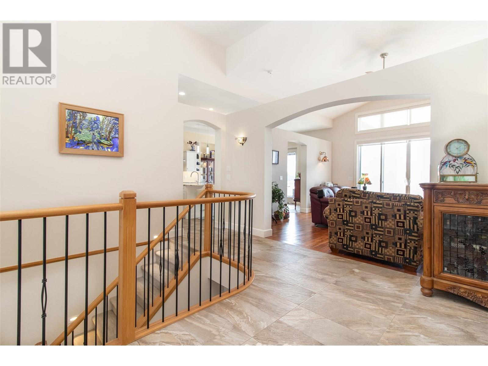 1604 Kimberlite Drive, Lake Country, British Columbia  V4V 2T4 - Photo 5 - 10343018