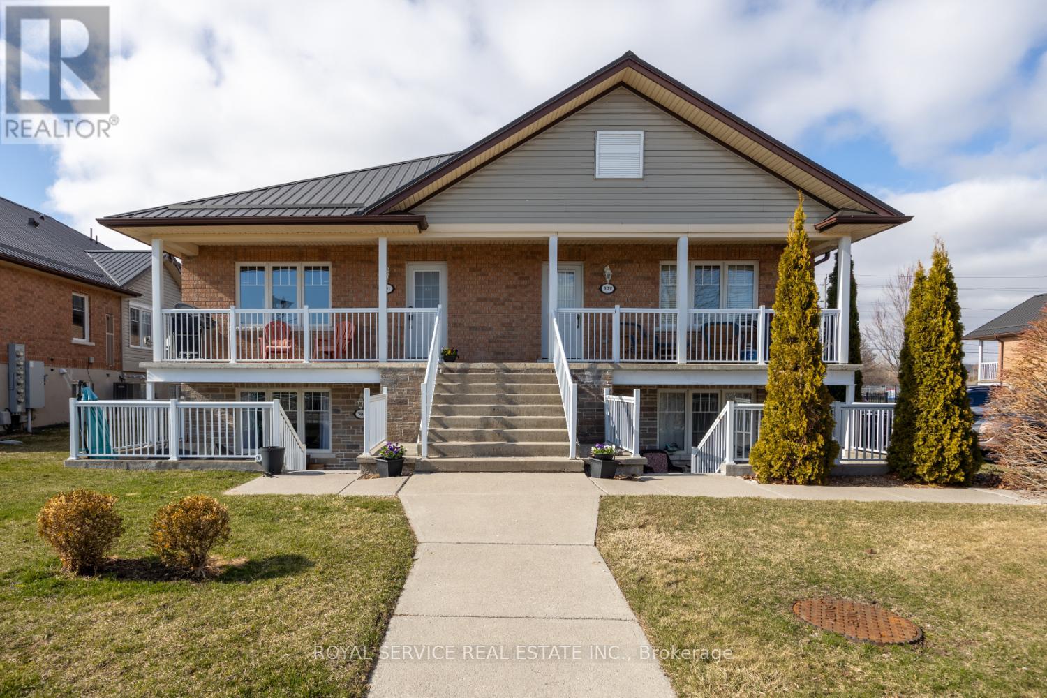301 - 235 RUTTAN TERRACE, Cobourg, Ontario