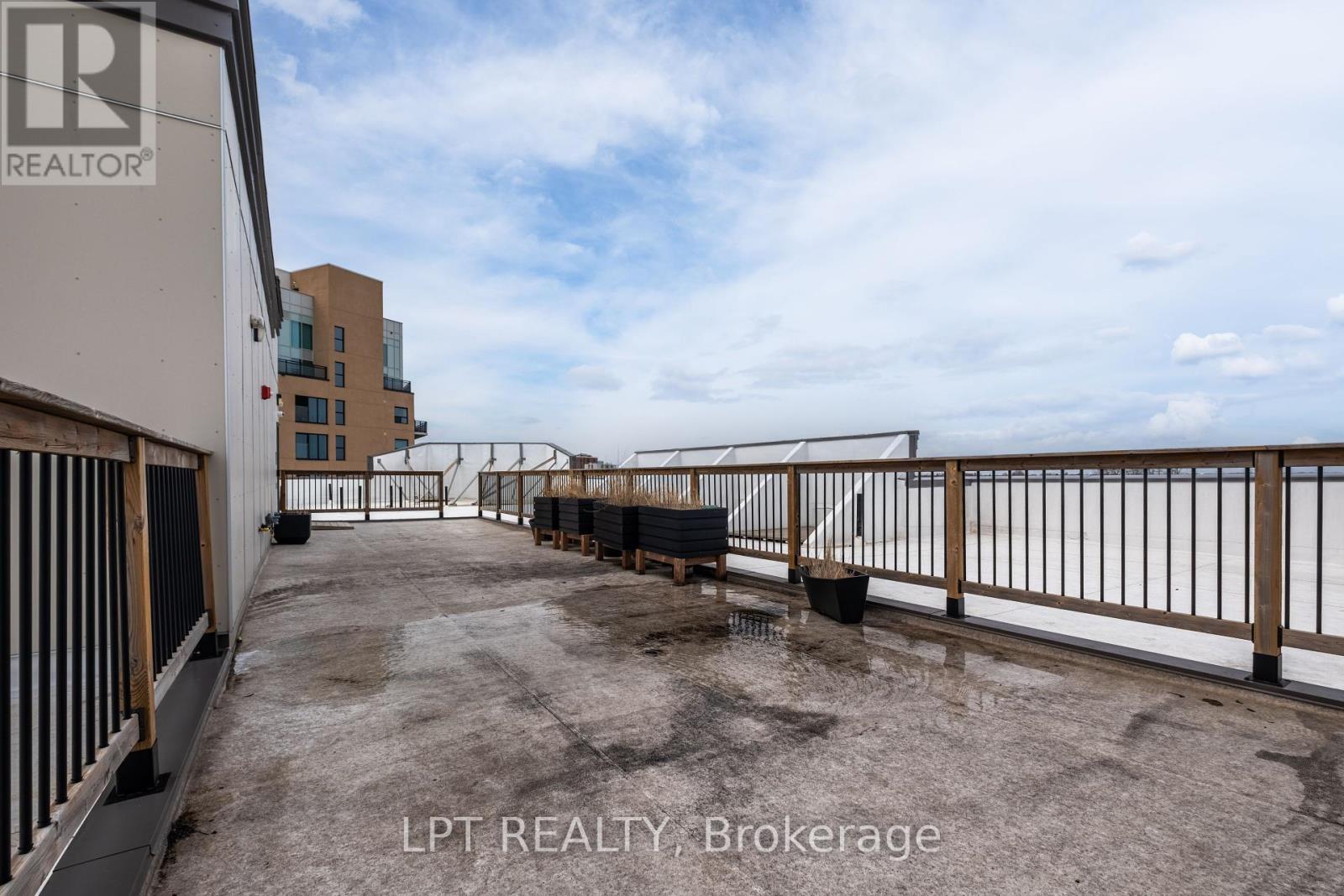 303 - 630 Princess Street, Kingston (Central City East), Ontario  K7L 1E3 - Photo 17 - X12078414