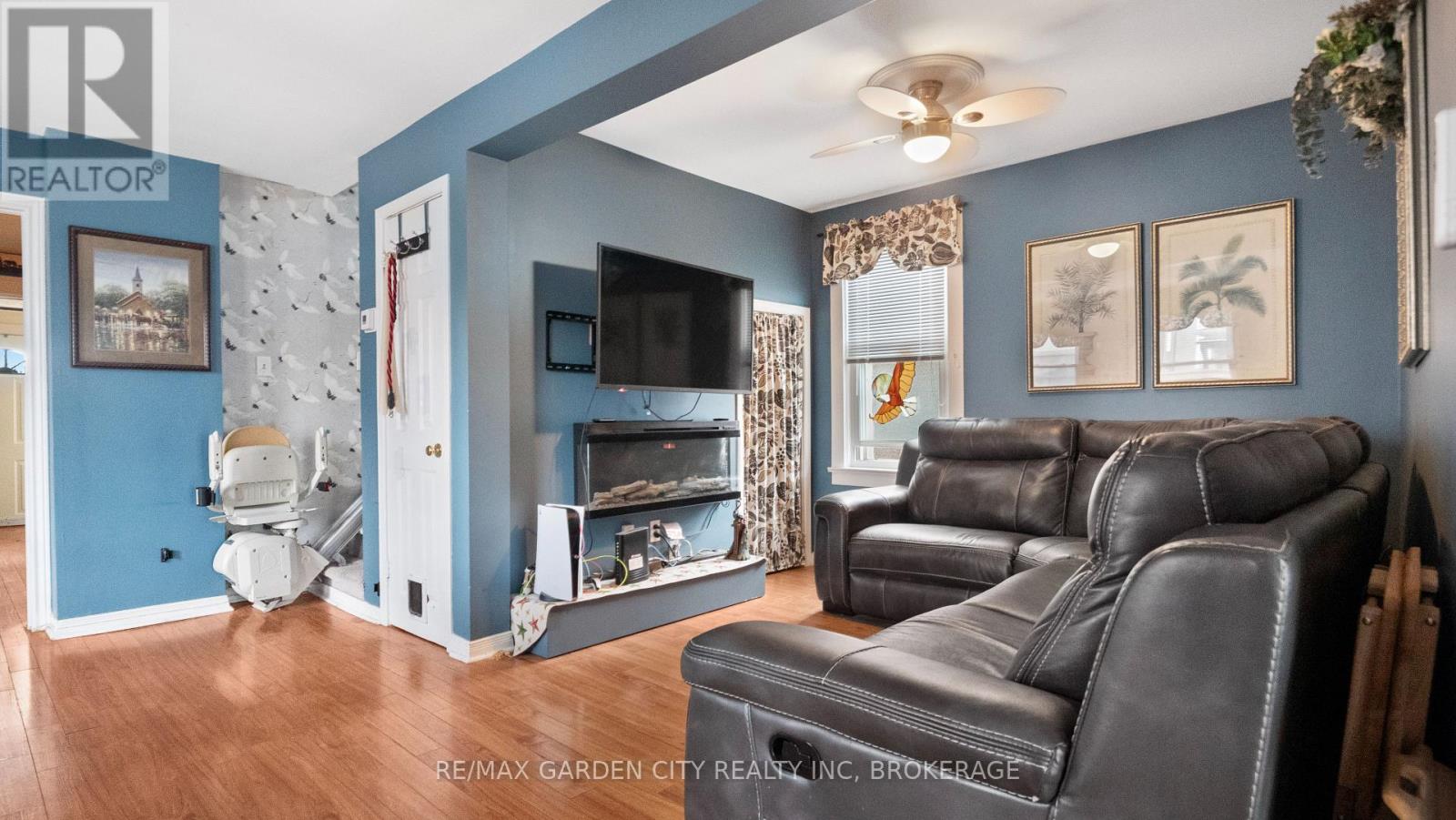 24 Beatrice Street, Welland, Ontario  L3B 2Z3 - Photo 10 - X12078359