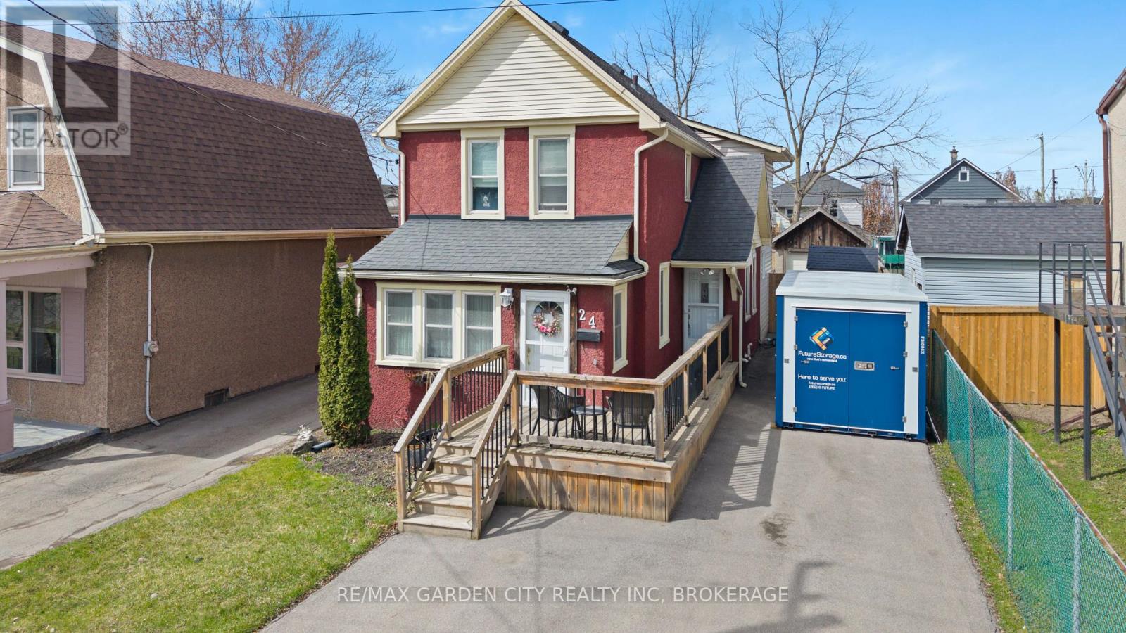24 Beatrice Street, Welland, Ontario  L3B 2Z3 - Photo 2 - X12078359