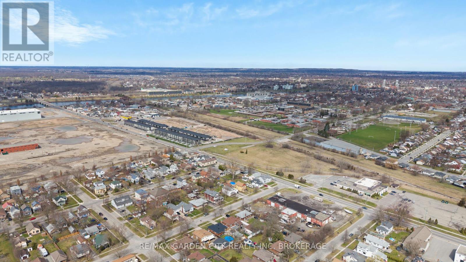 24 Beatrice Street, Welland, Ontario  L3B 2Z3 - Photo 33 - X12078359