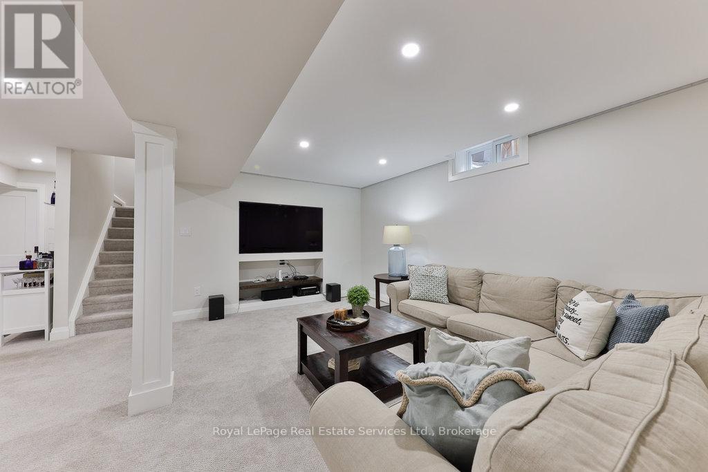 1531 Stoneybrook Trail, Oakville, Ontario  L6M 2R4 - Photo 32 - W12078393