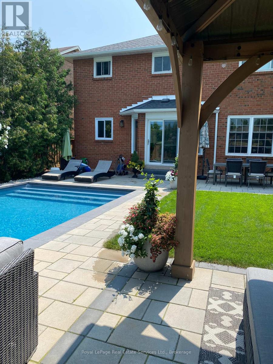 1531 Stoneybrook Trail, Oakville, Ontario  L6M 2R4 - Photo 38 - W12078393