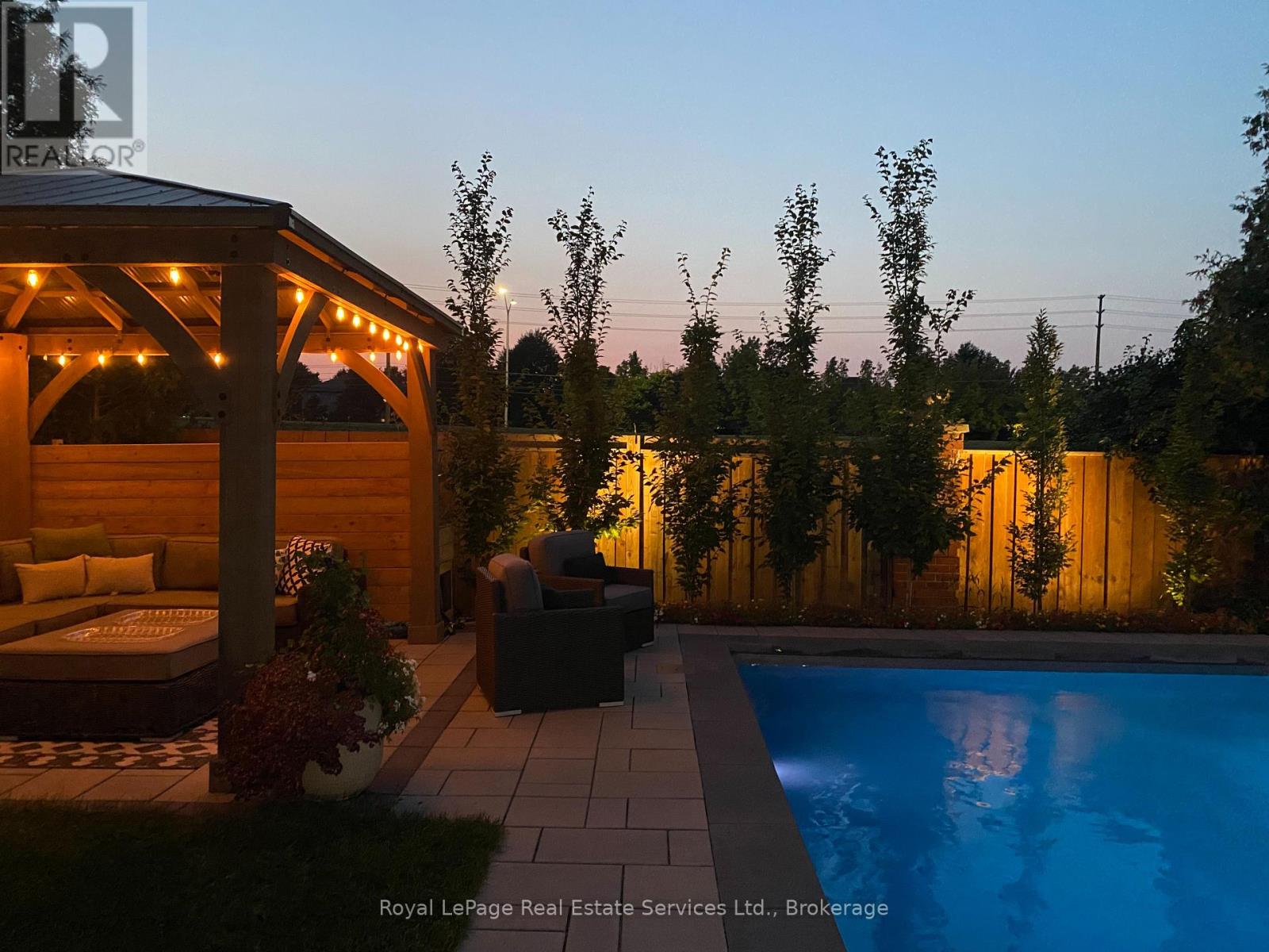 1531 Stoneybrook Trail, Oakville, Ontario  L6M 2R4 - Photo 41 - W12078393