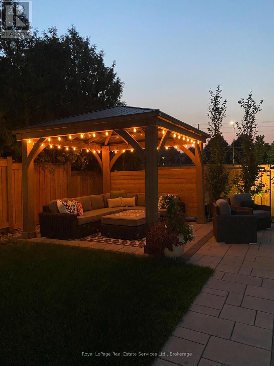 1531 Stoneybrook Trail, Oakville, Ontario  L6M 2R4 - Photo 42 - W12078393
